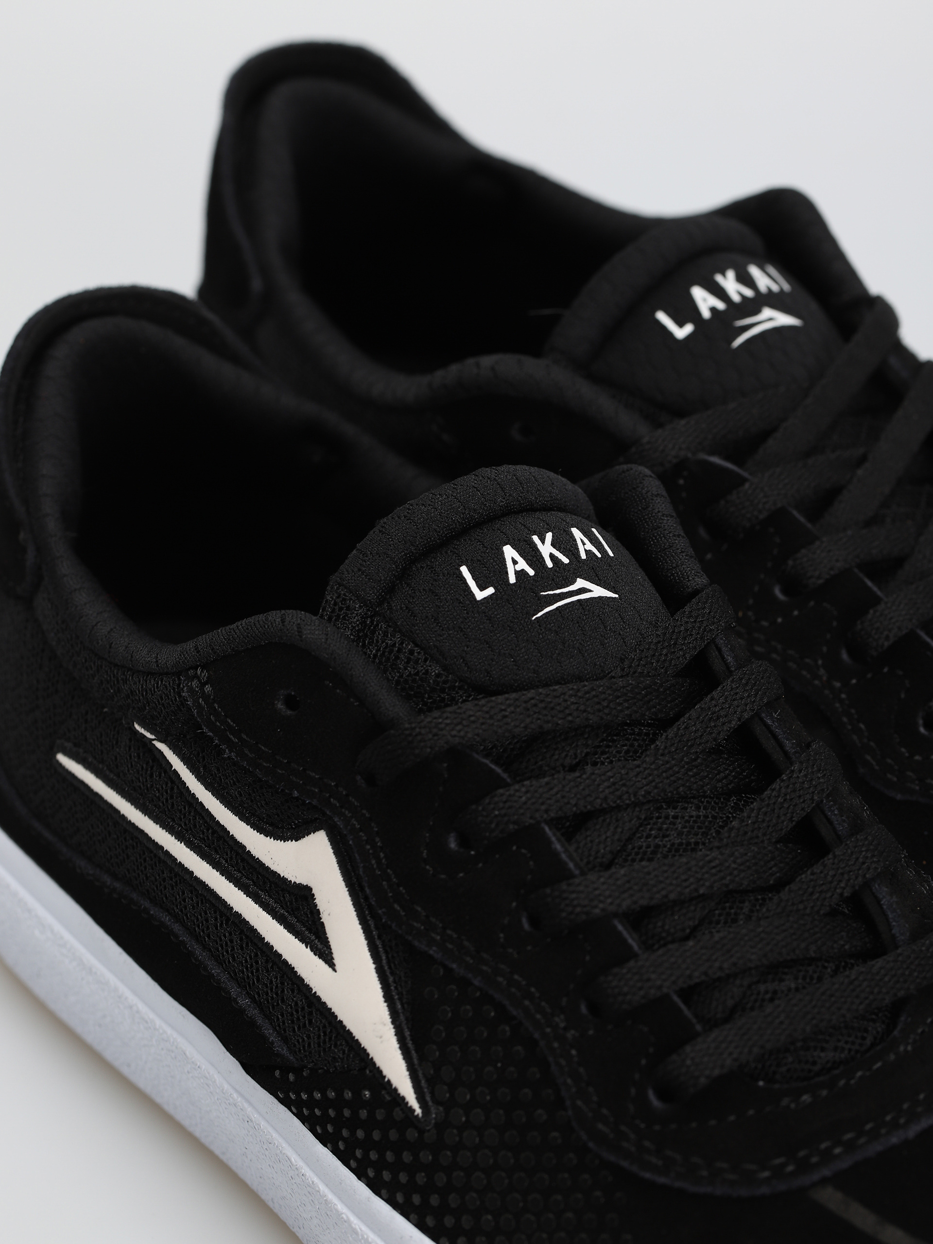 Lakai Essex Shoes (black suede)