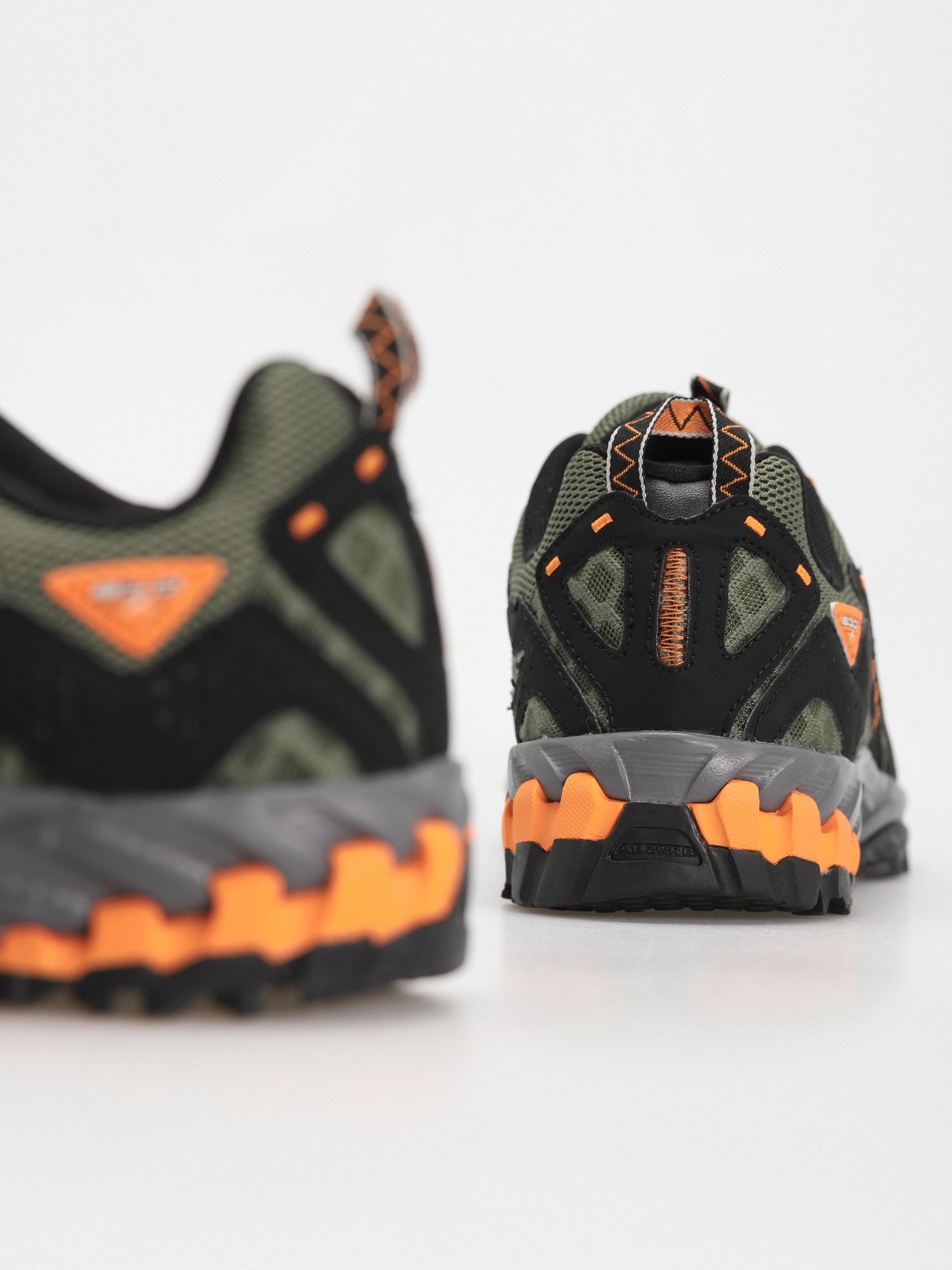 New Balance Schuhe 610 (dark olivine)