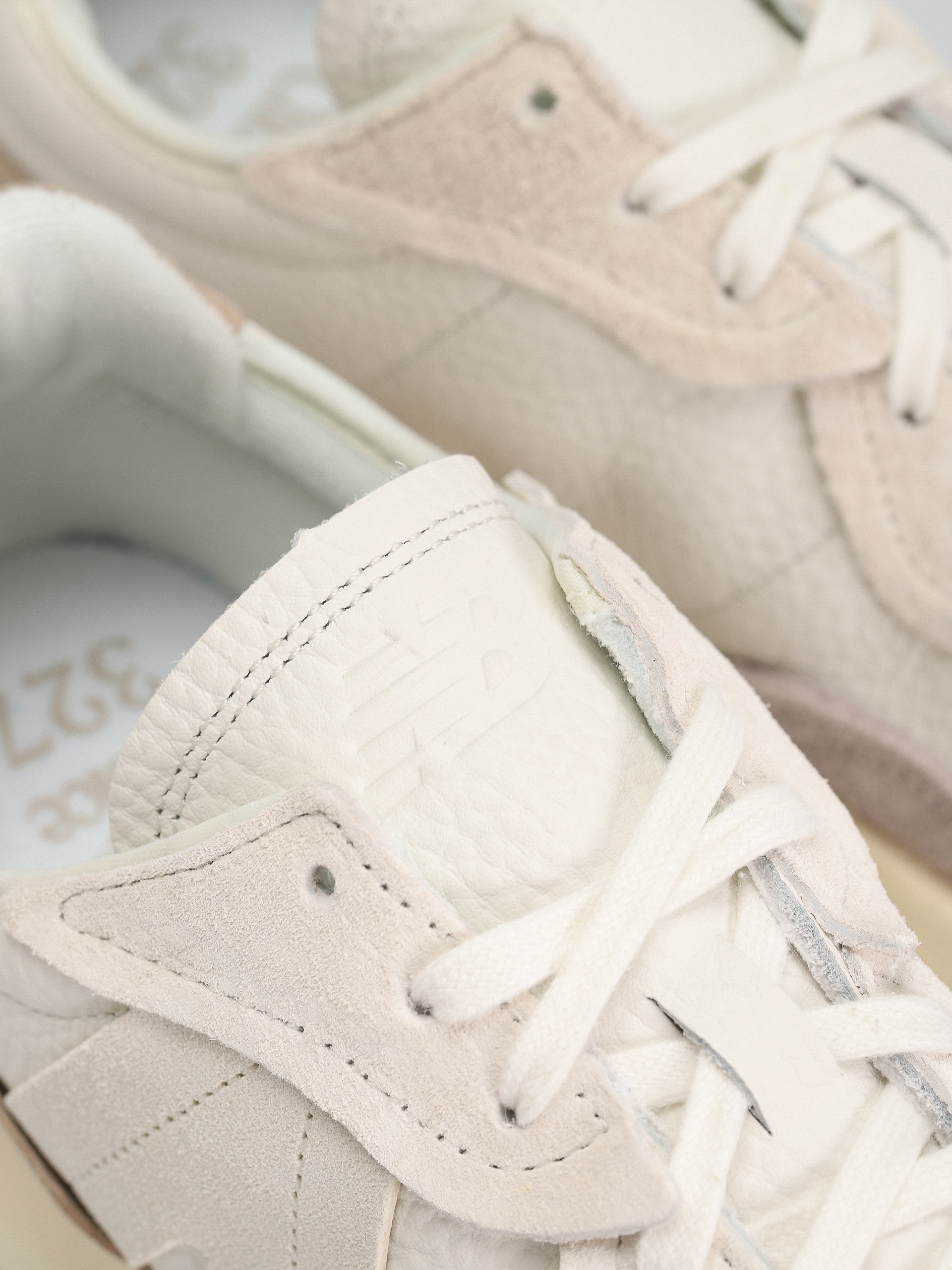 New Balance Schuhe 327 (sea salt brown)