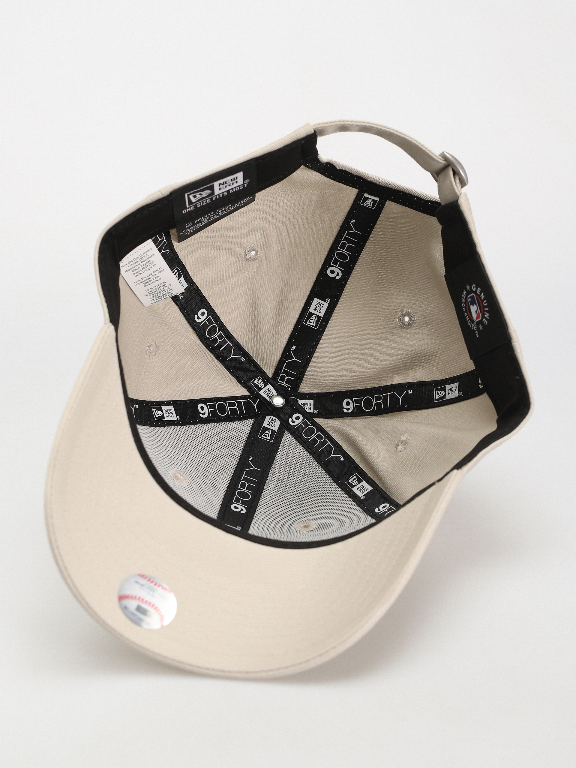 New Era League Essential 9Forty New York Yankees Cap (beige/purple)