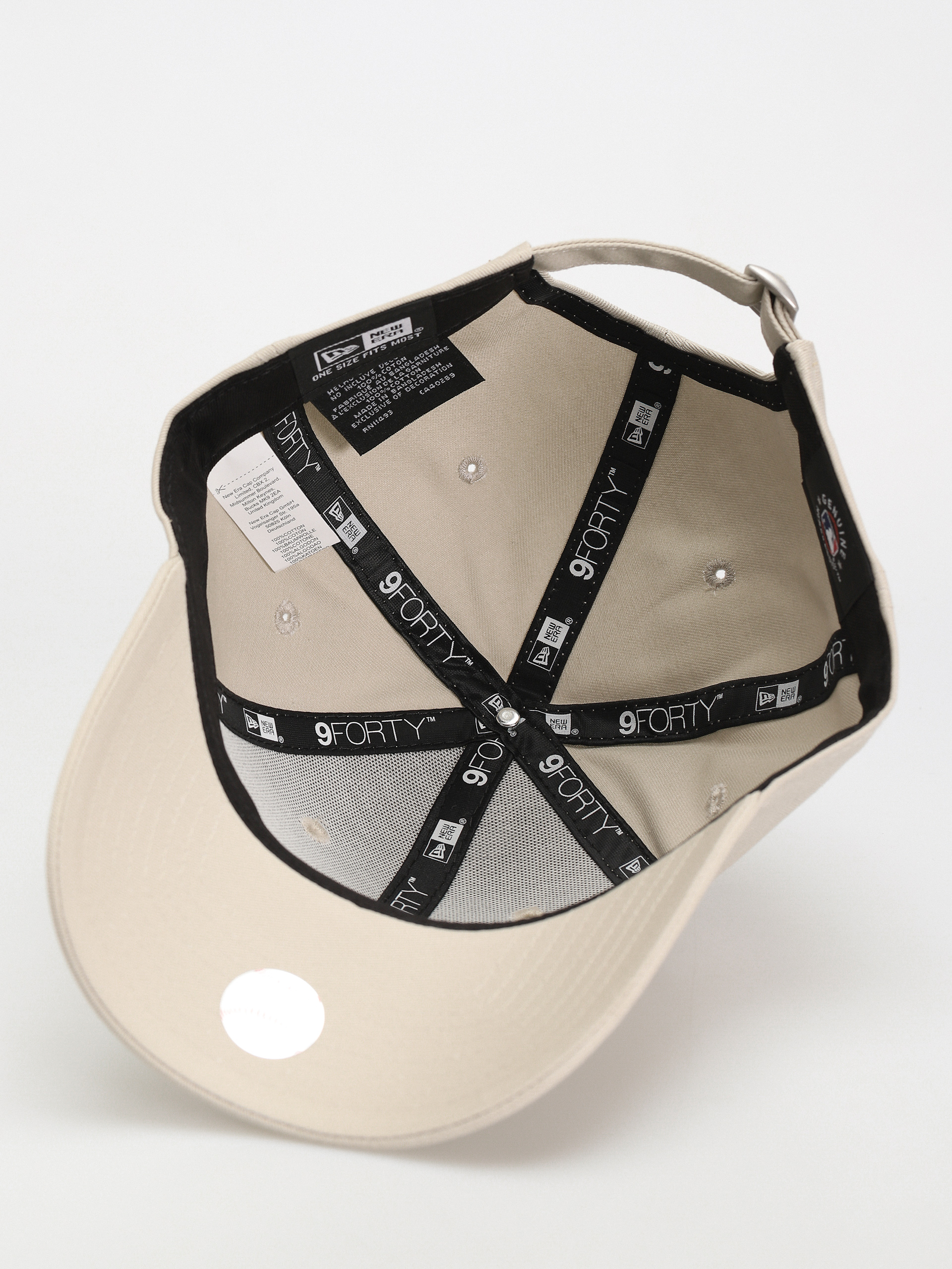 New Era League Essential 9Forty New York Yankees Cap (beige/green)