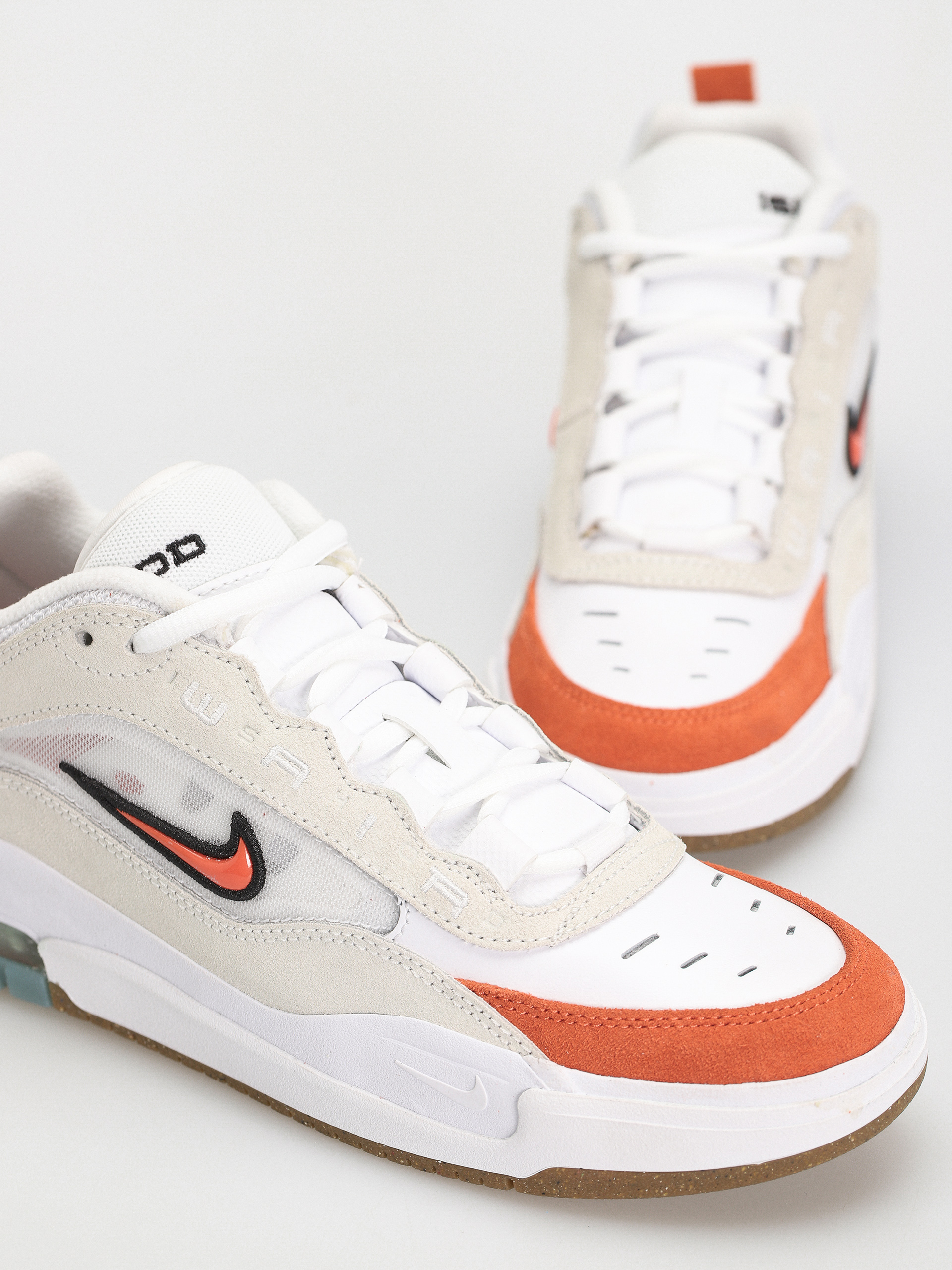 Nike SB Shoes Ishod 2 (white/orange summit white black)