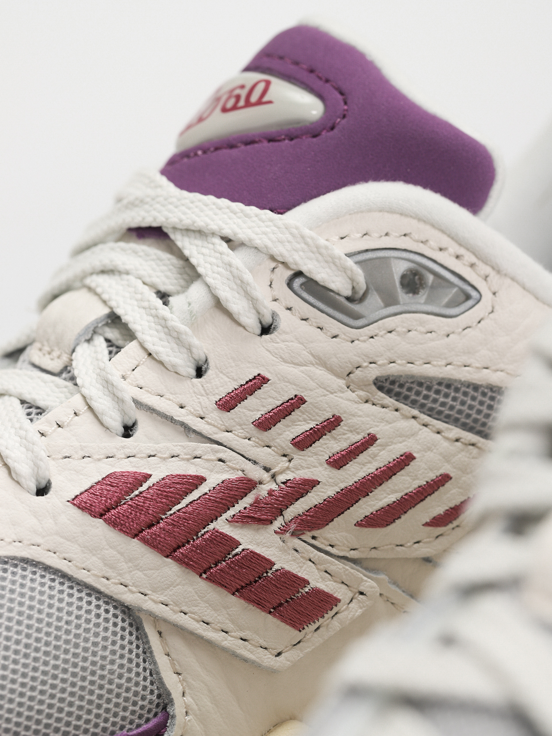 New Balance Shoes 9060 (sea salt purple)