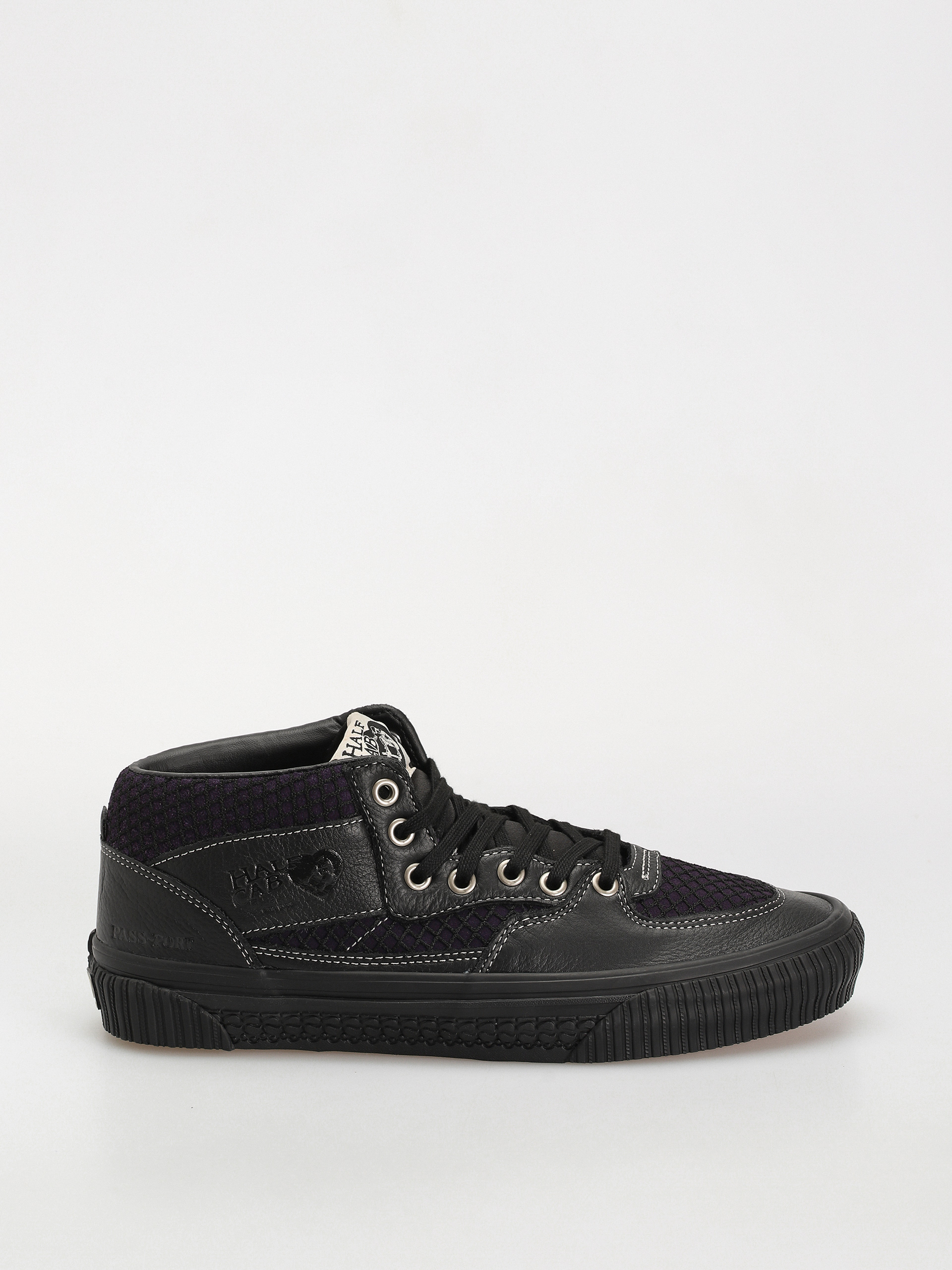 Vans X Pass Port Skate Half Cab Schuhe (pass-port black/purple)