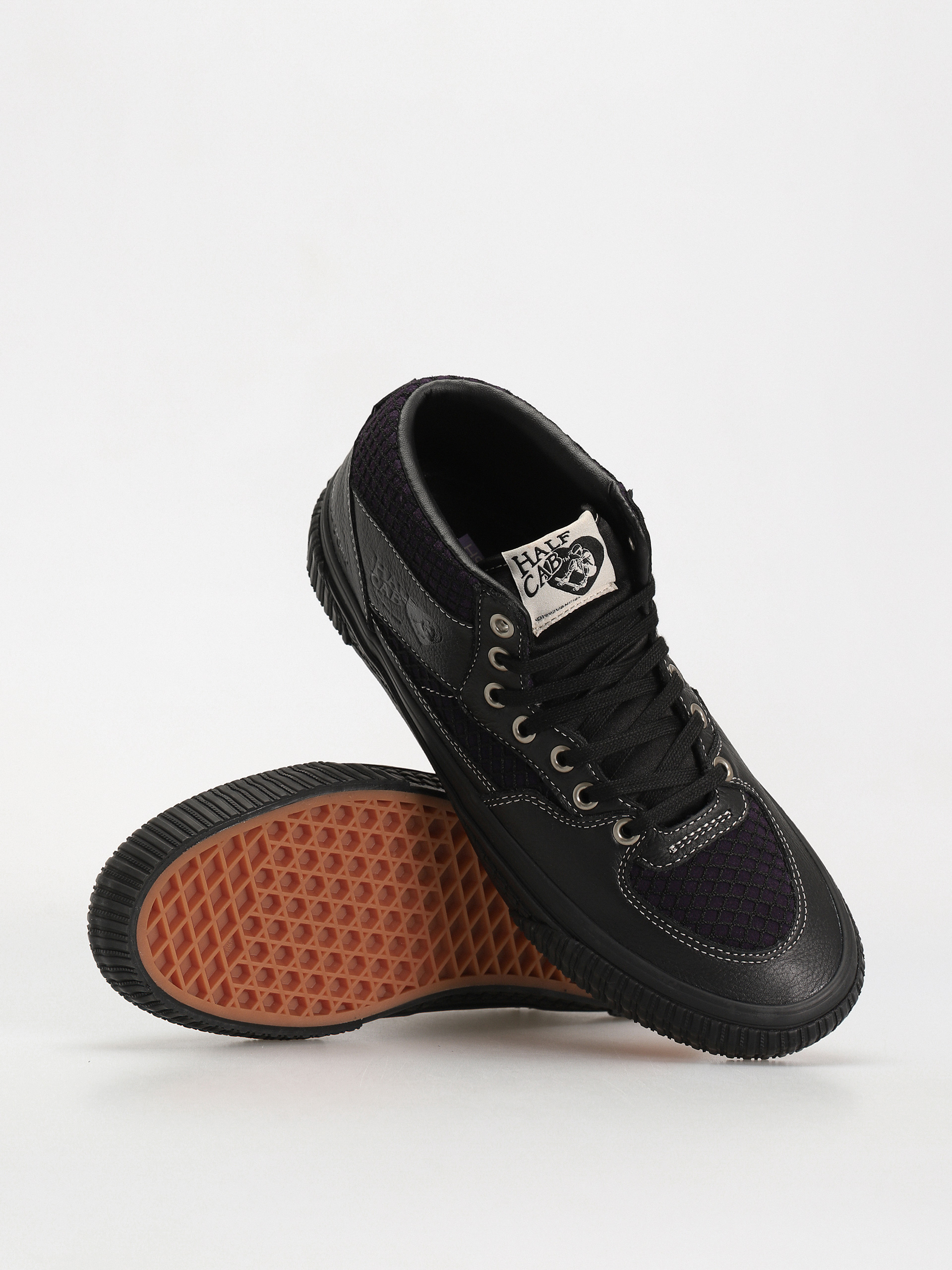 Vans X Pass Port Skate Half Cab Shoes - black (pass-port black/purple)