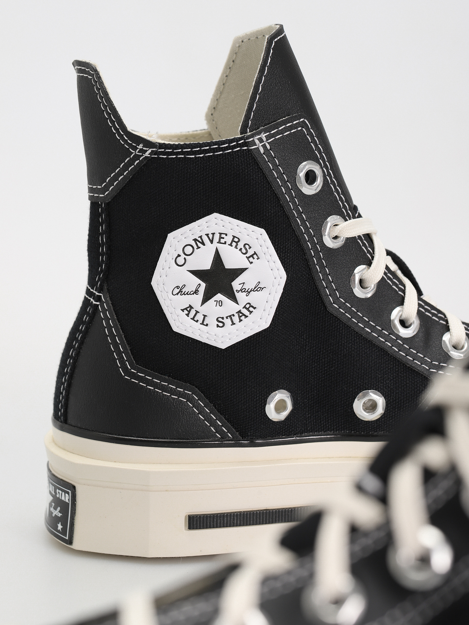 Converse Chuck 70 De Luxe Squared Hi Chucks (black)