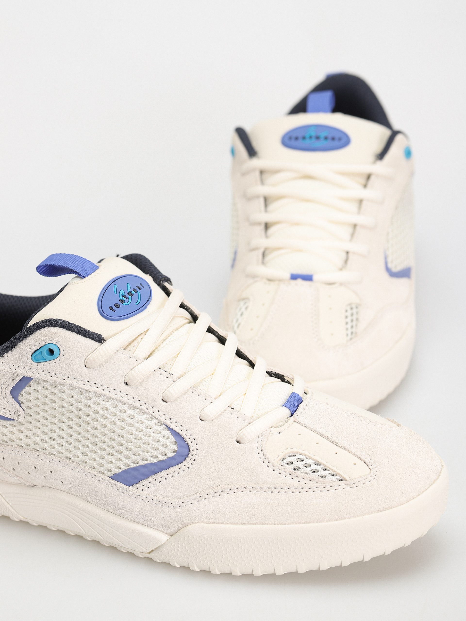 eS Quattro Schuhe (bone)