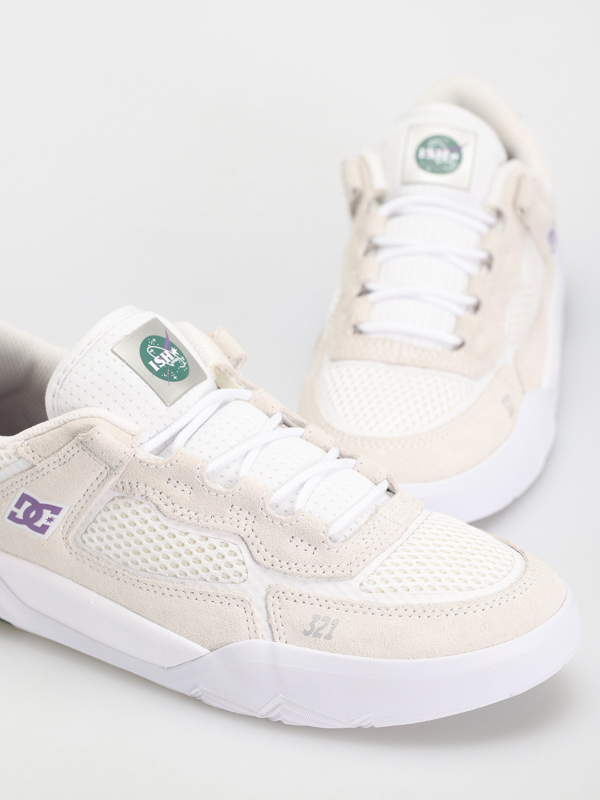 DC Metric S X Ish Shoes (white/purple)