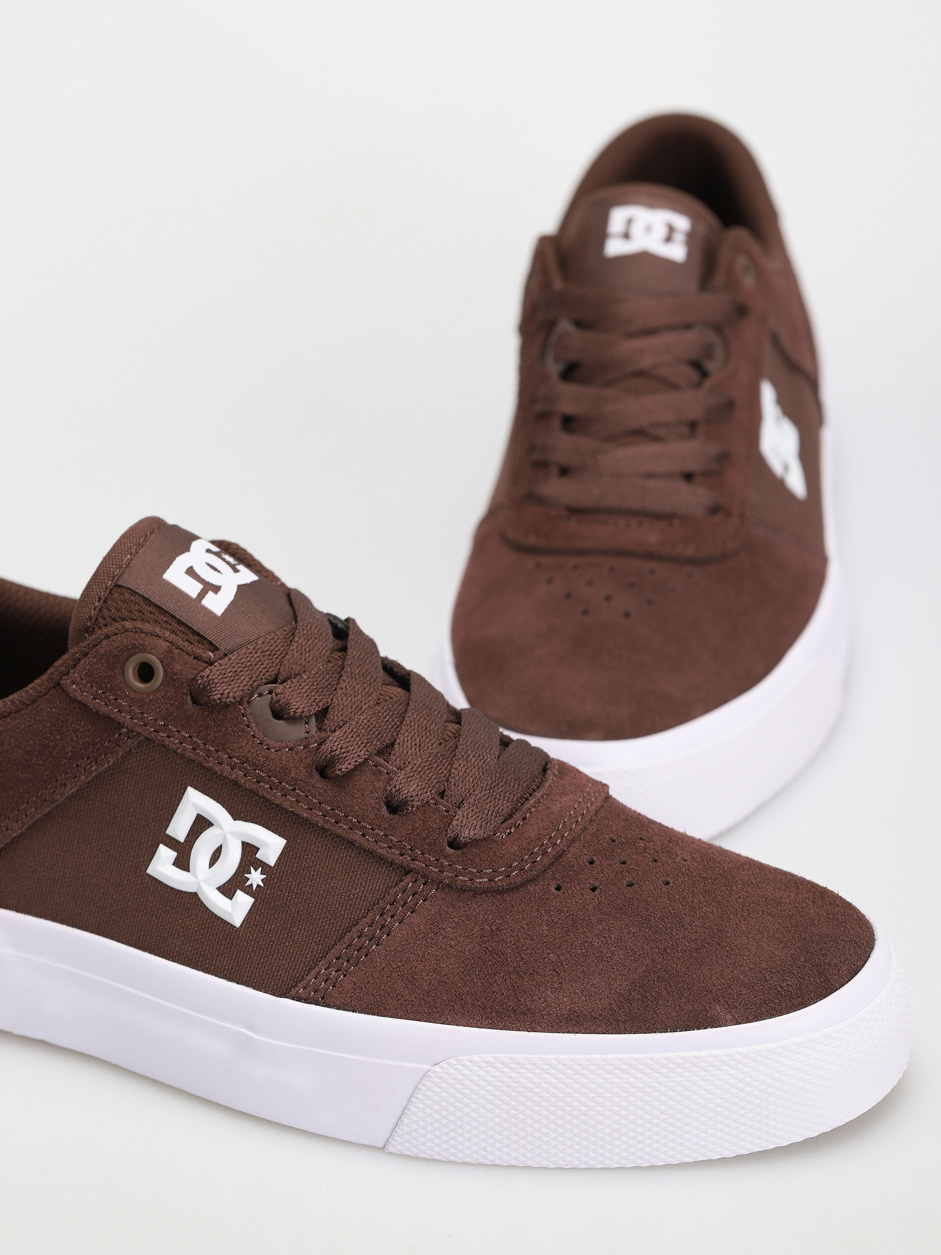 DC Teknic Shoes (chocolate brown)