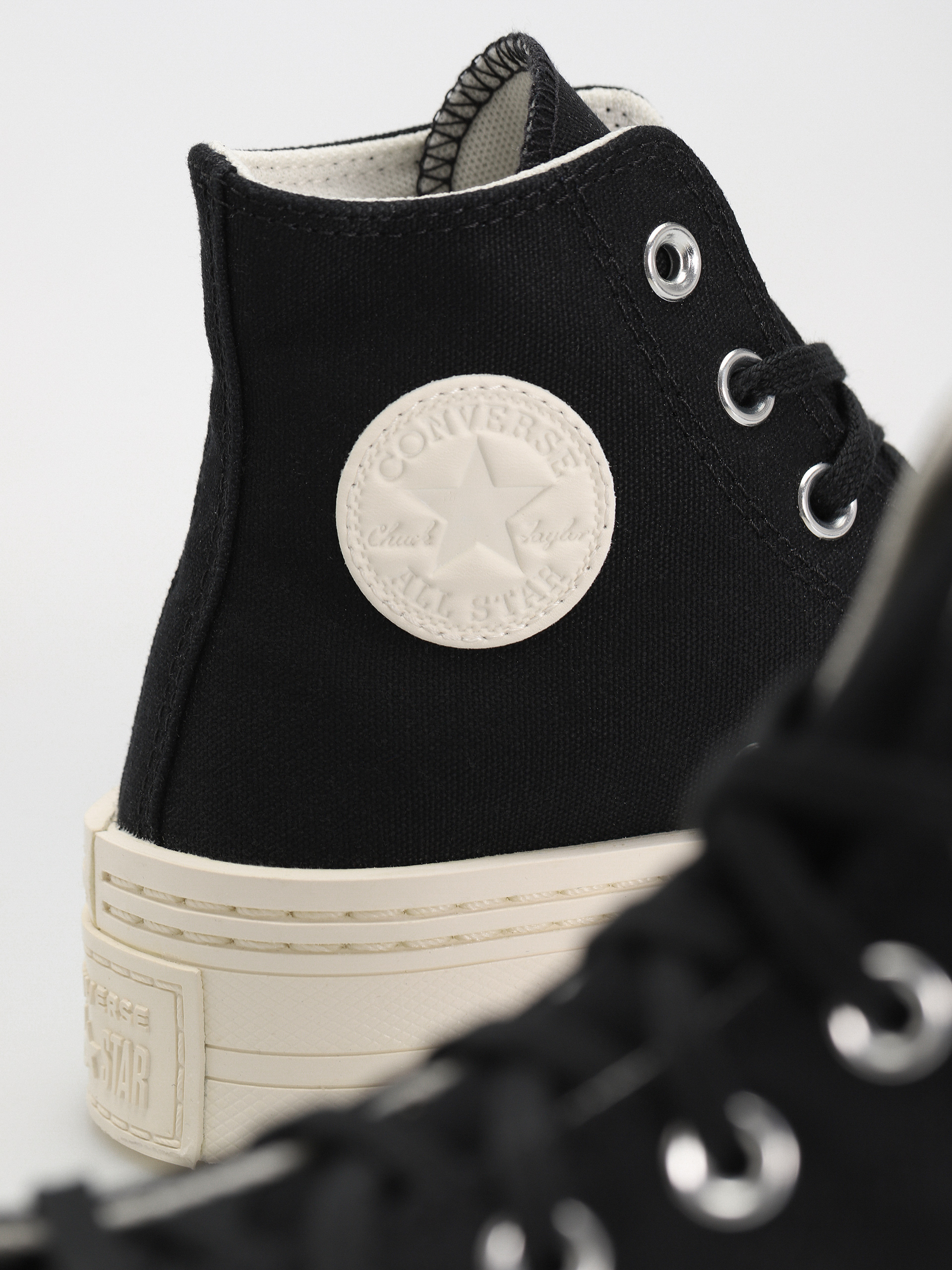 Converse Chuck Taylor All Star Modern Lift Hi Wmn Chucks black black