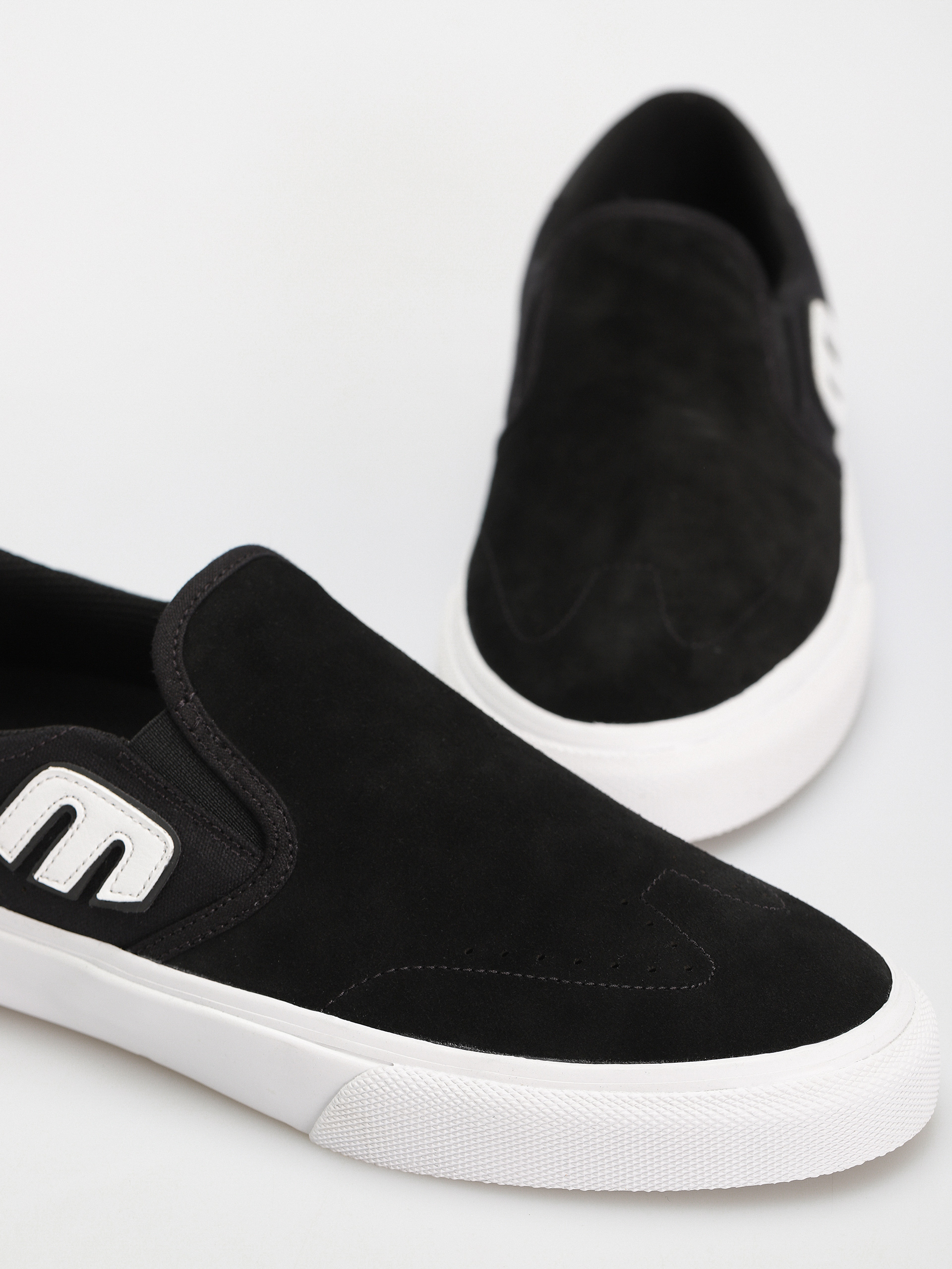 Etnies Lo Cut Slip Shoes (black/white)