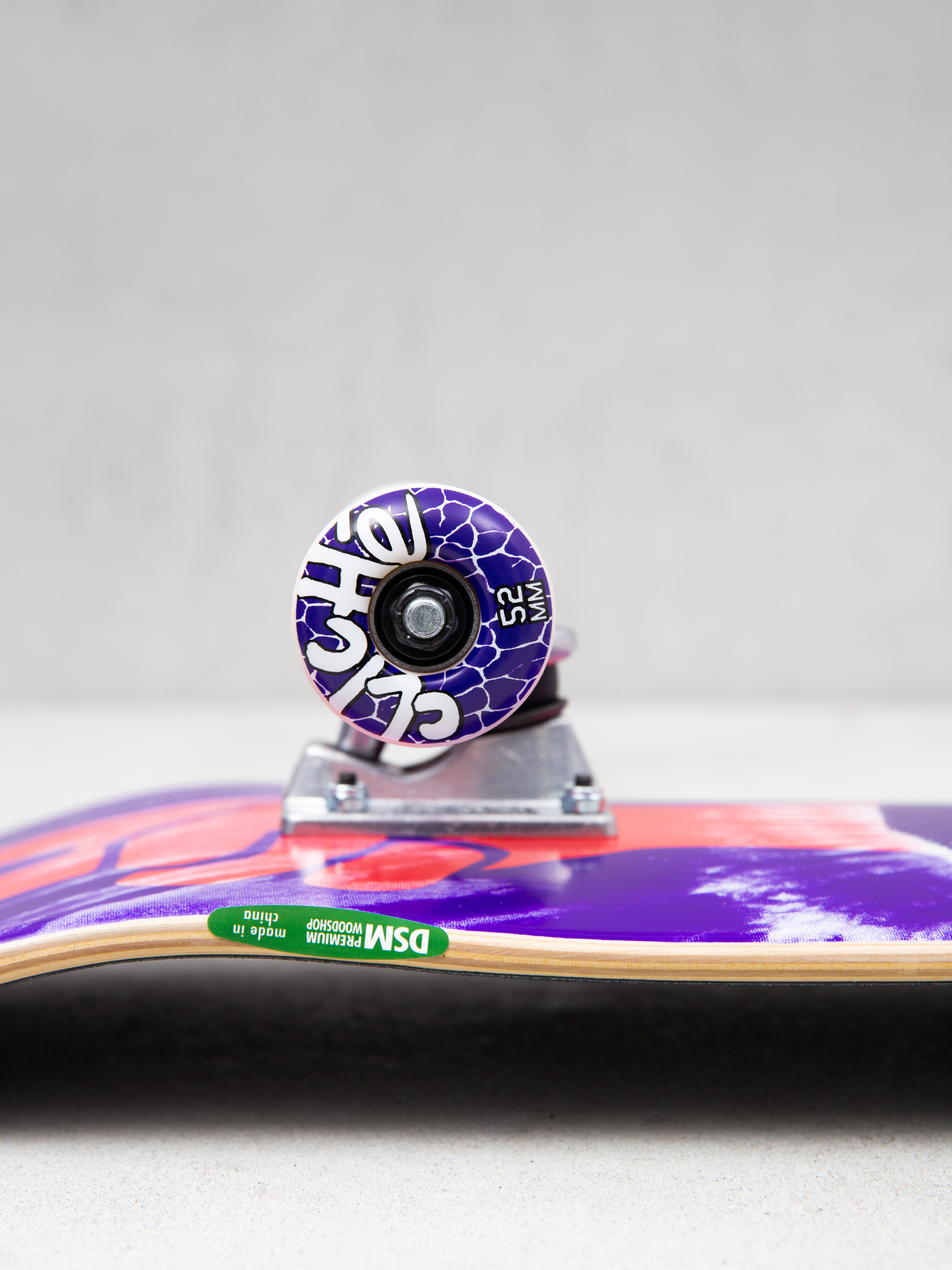 Cliche Peace Skateboard (purple/red)