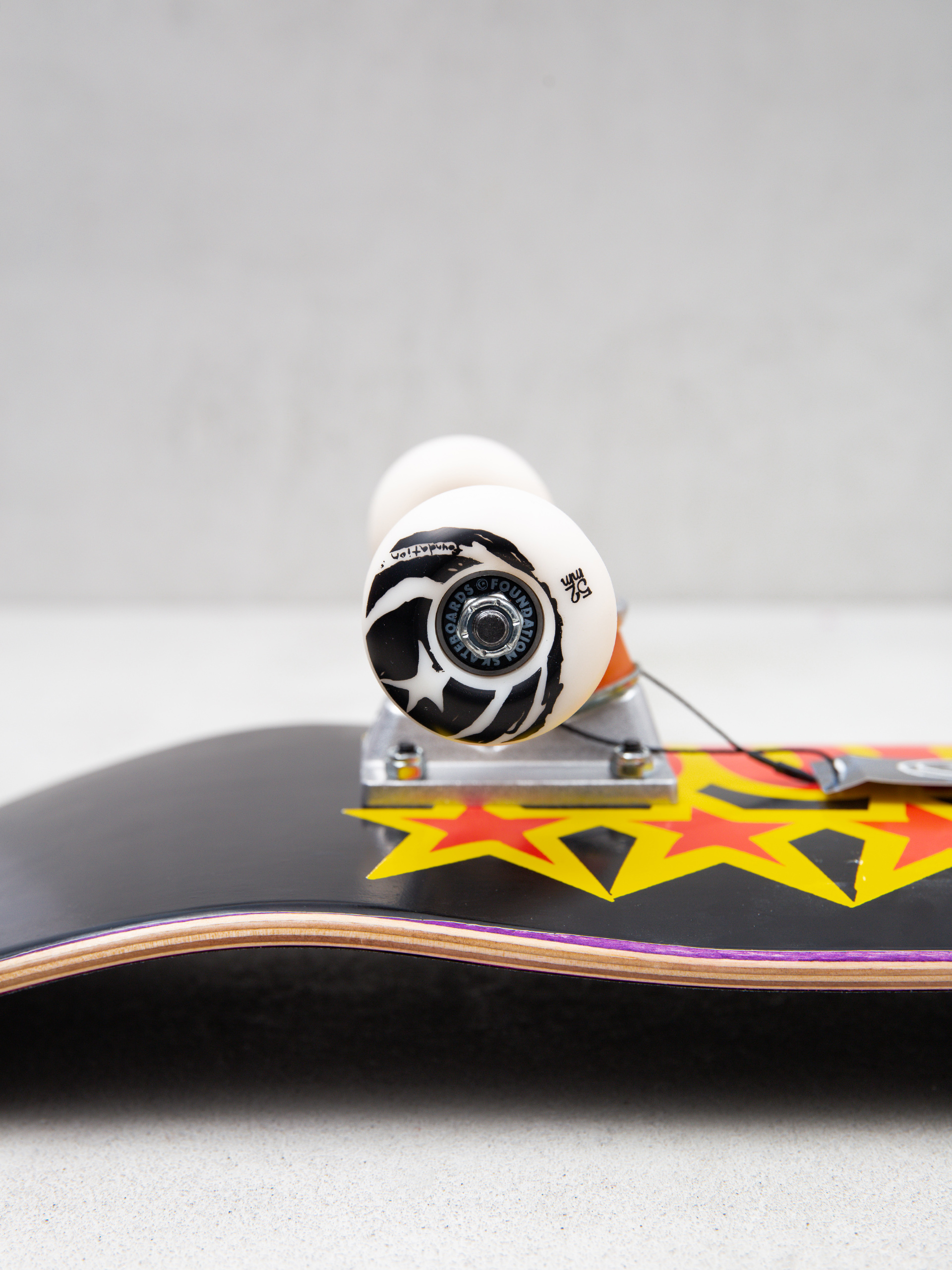Foundation Star Skateboard (black)
