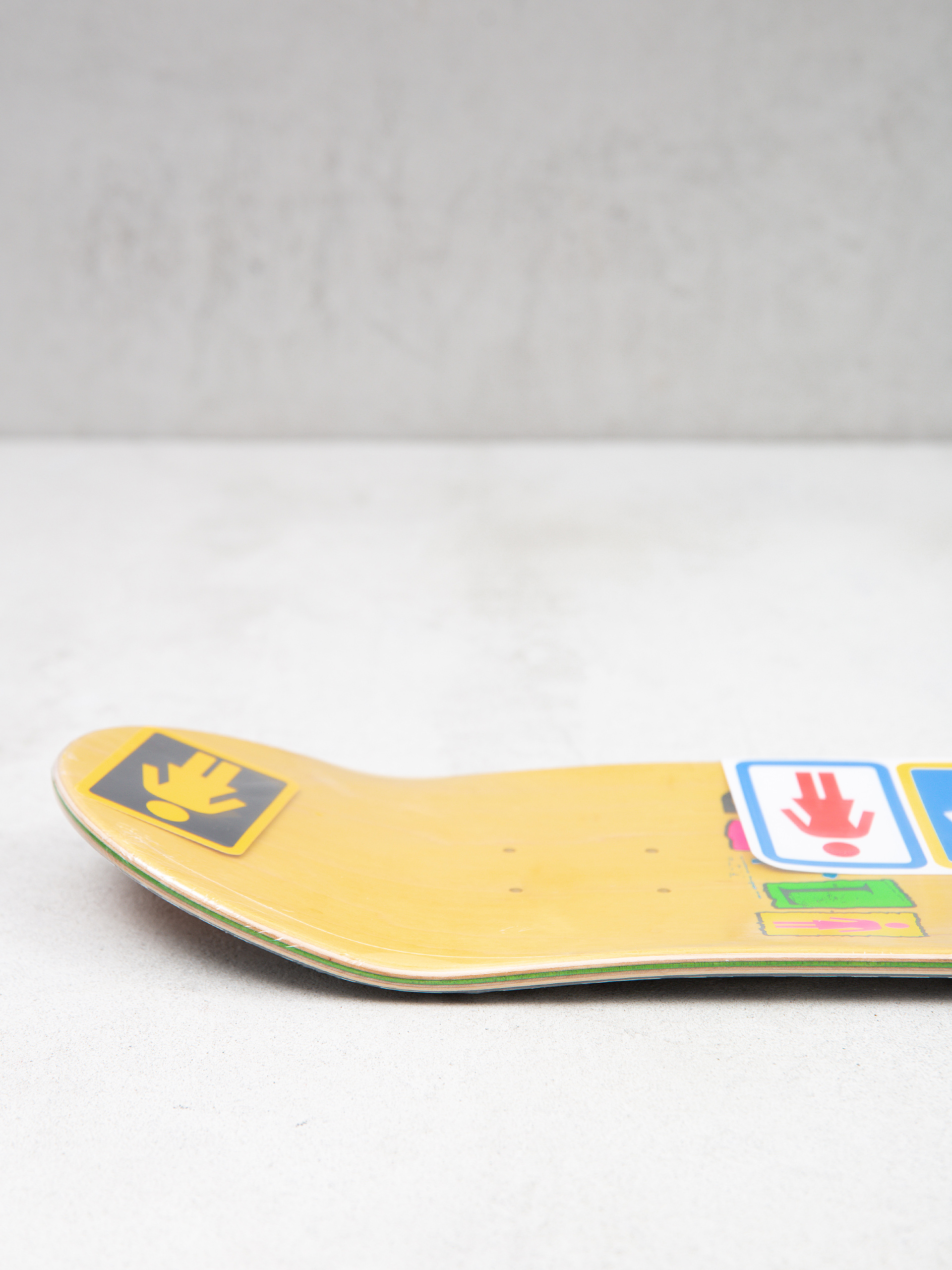 Girl Skateboard Geering Out To Lunch Deck (black)