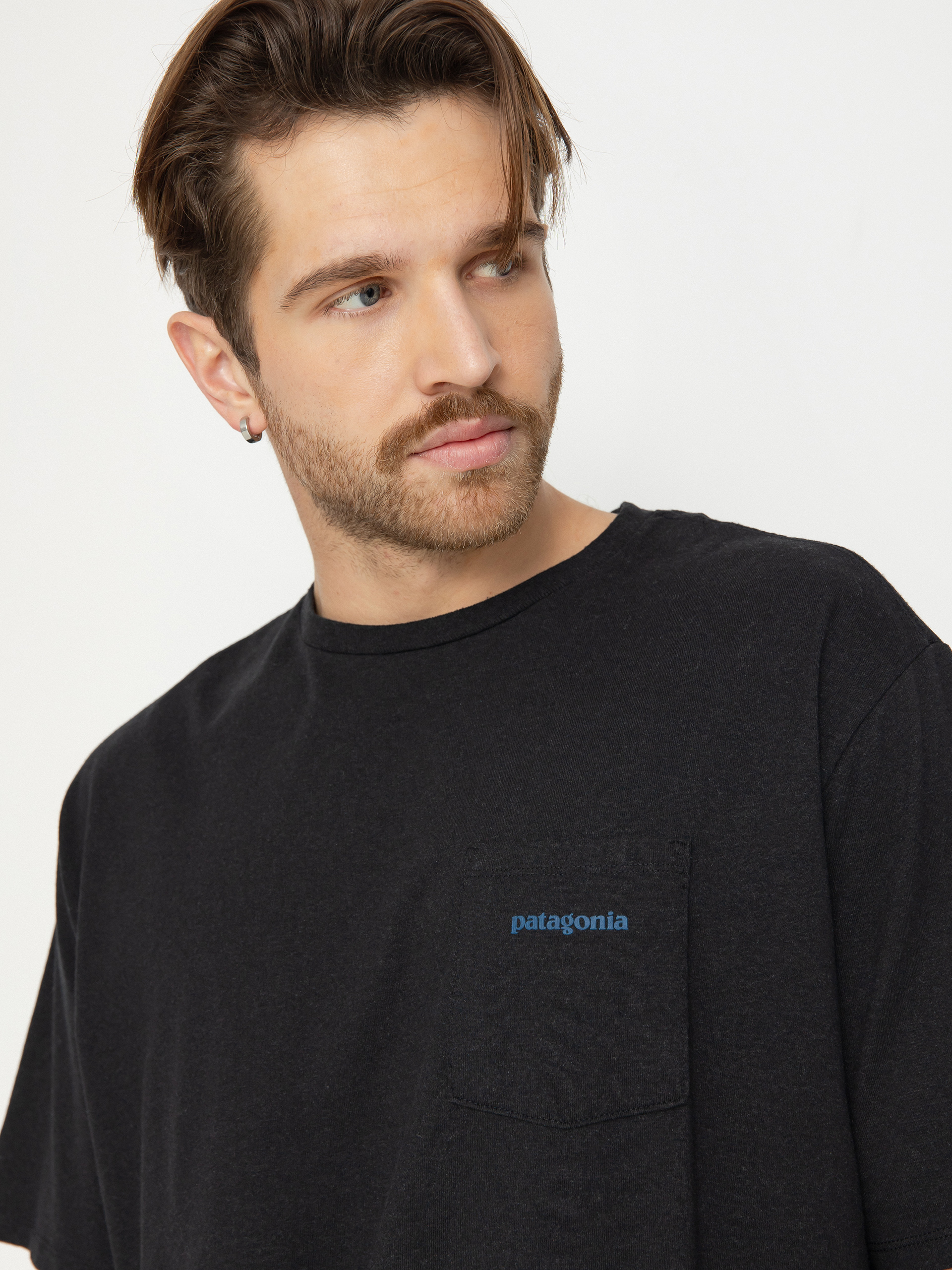 Patagonia Boardshort Logo Pocket Responsibili T-Shirt (ink black)