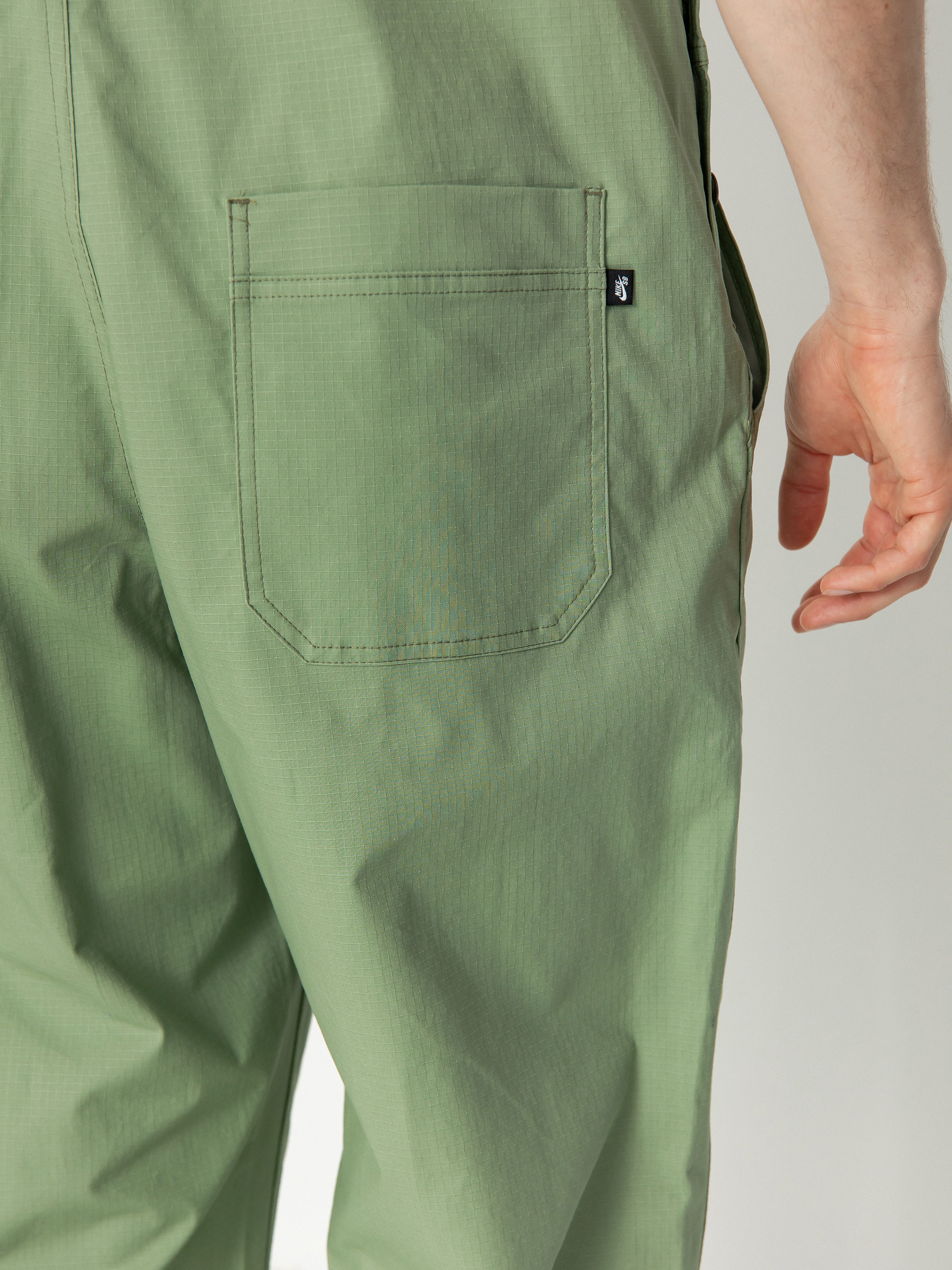 Nike SB Overall Solid Pants (oil green)