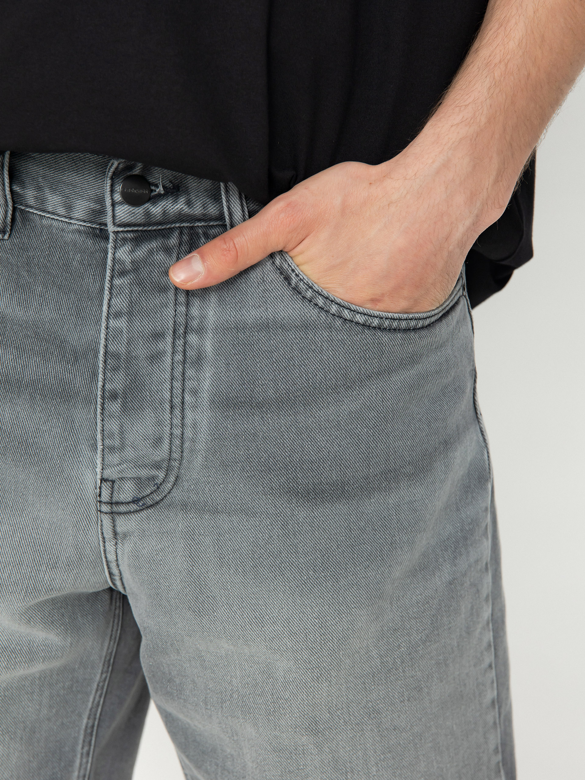 Carhartt WIP Newel Shorts (black)