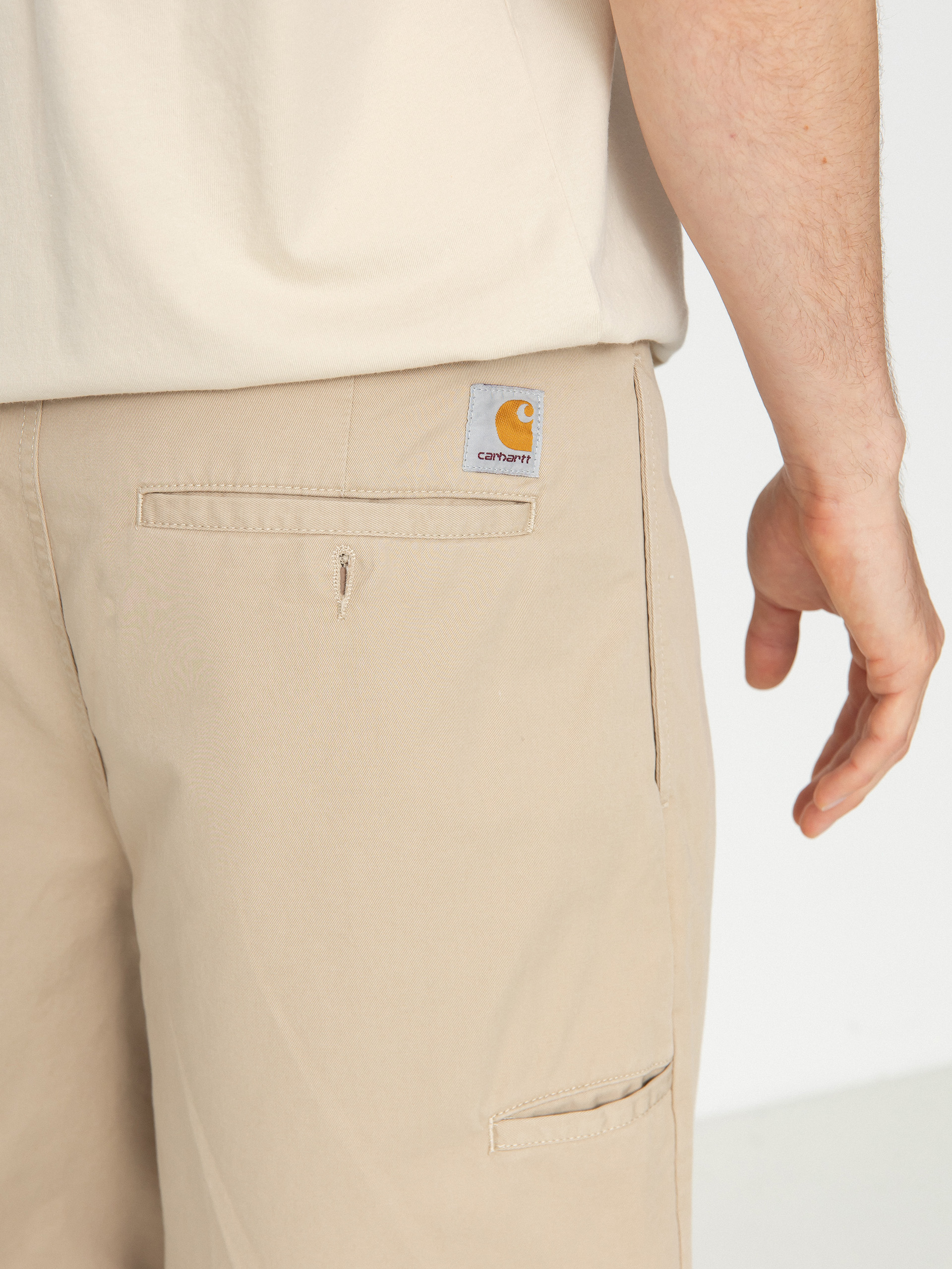 Carhartt WIP Shorts Mart (wall)