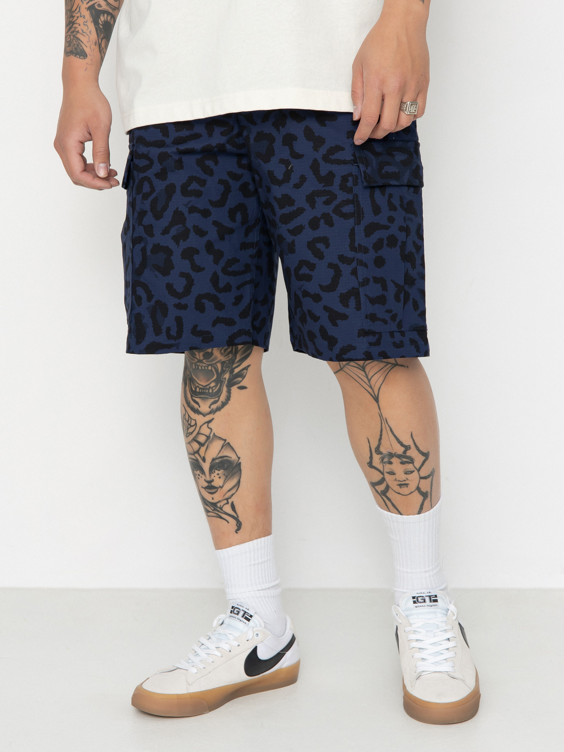 Nike SB Kearny Cargo Aop Shorts navy blue midnight navy