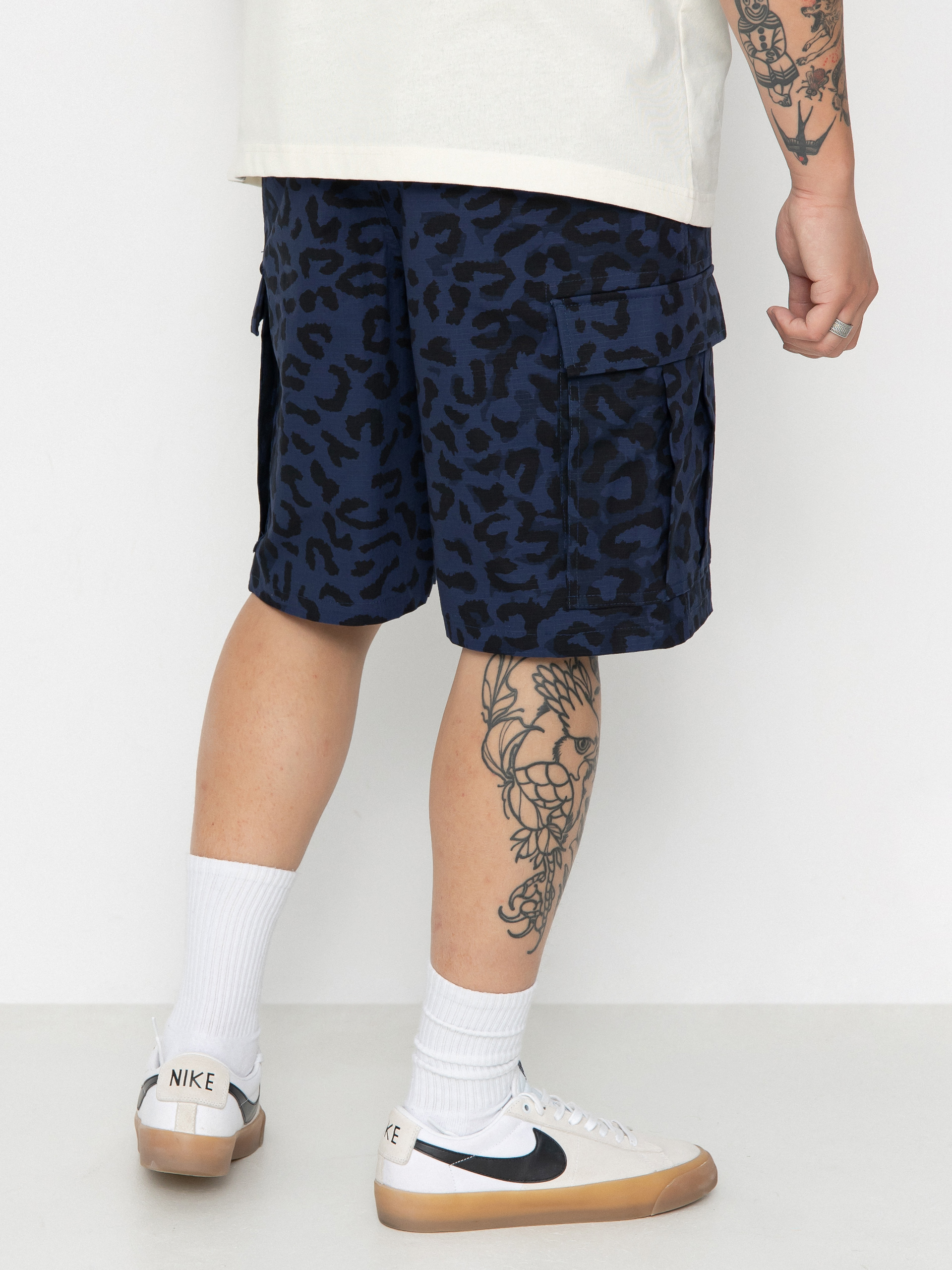 Nike SB Kearny Cargo Aop Shorts (midnight navy)