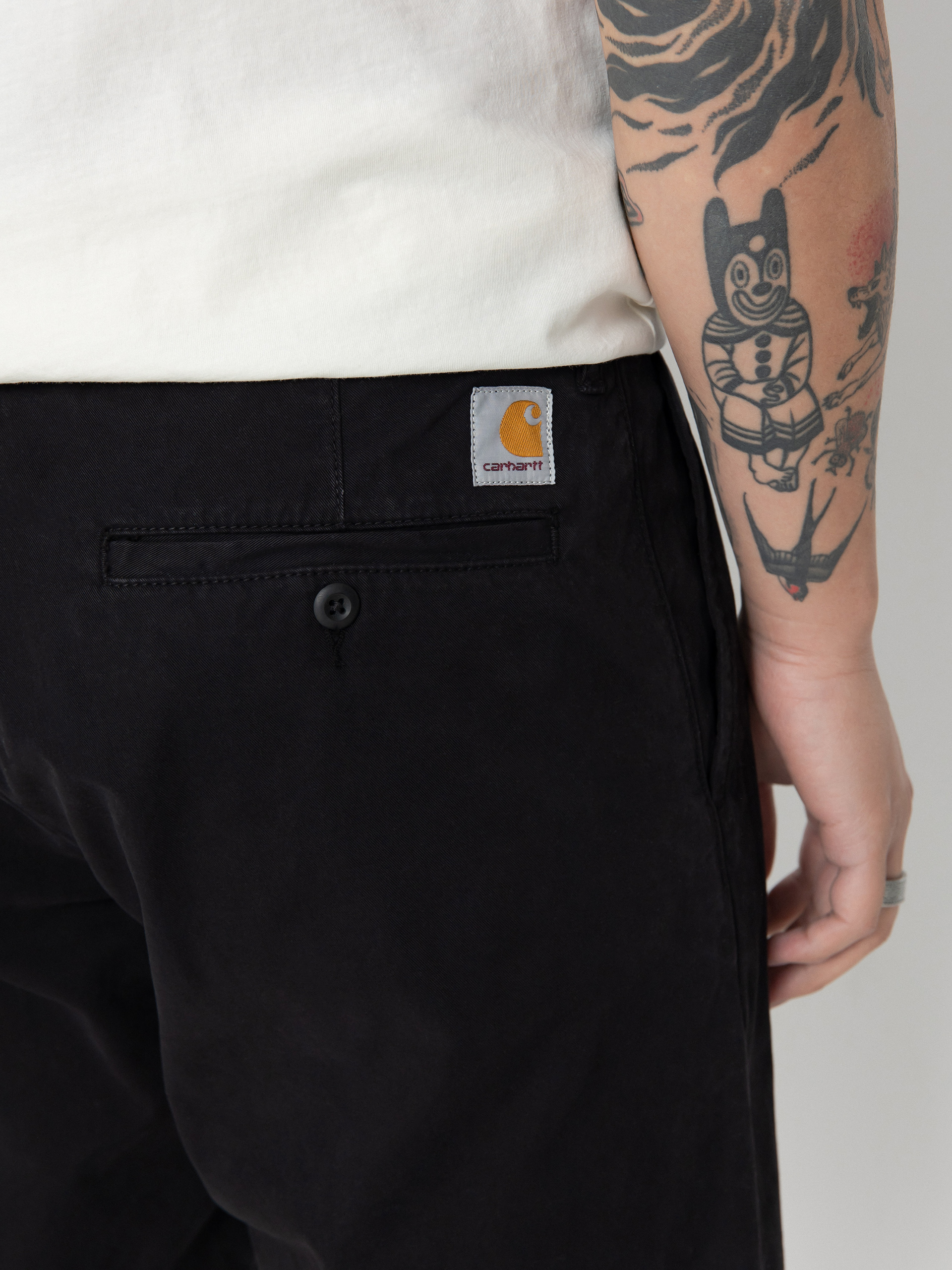Carhartt WIP John Shorts (black)