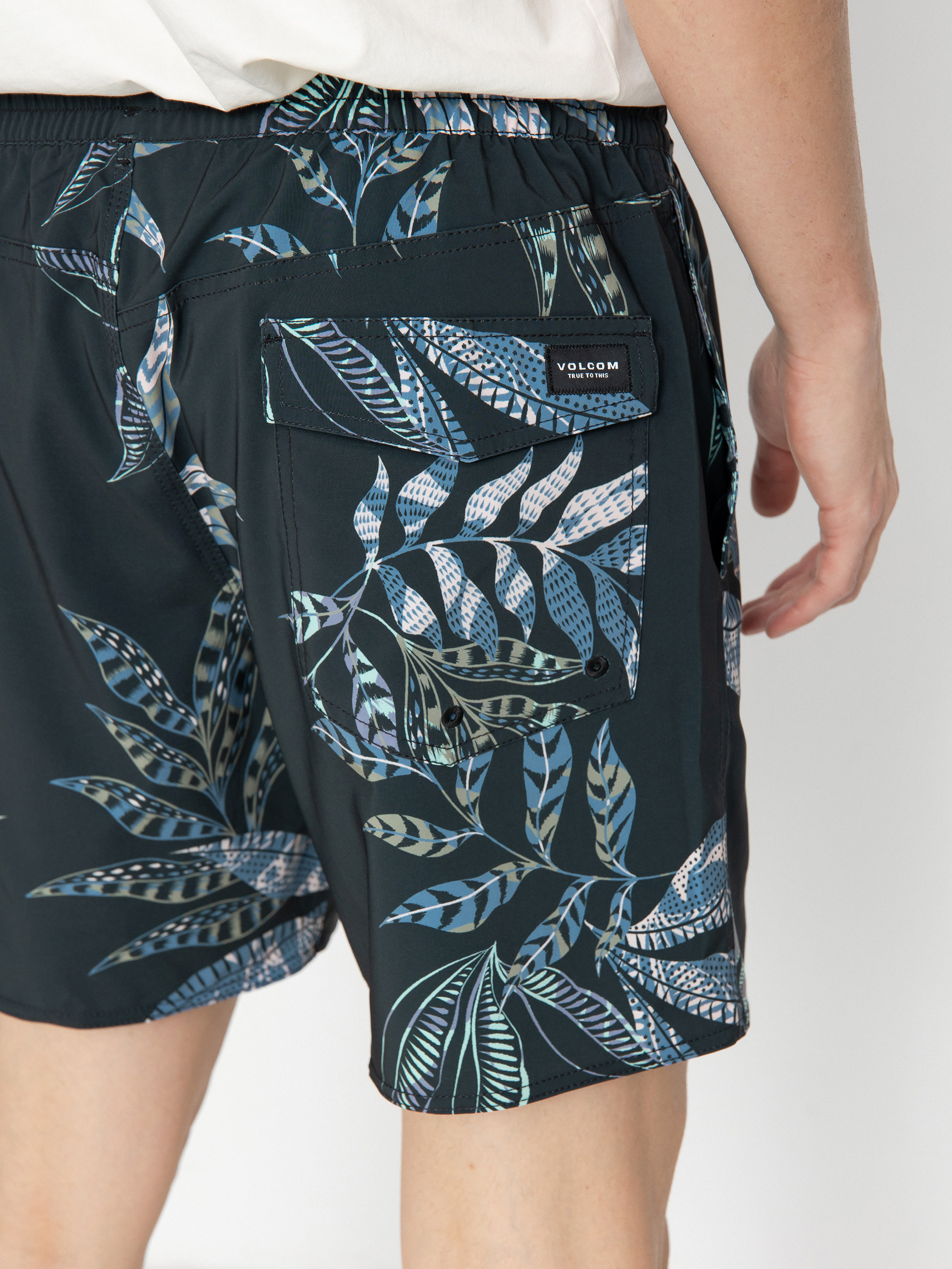 Volcom Shorts Baffle 17 (black)