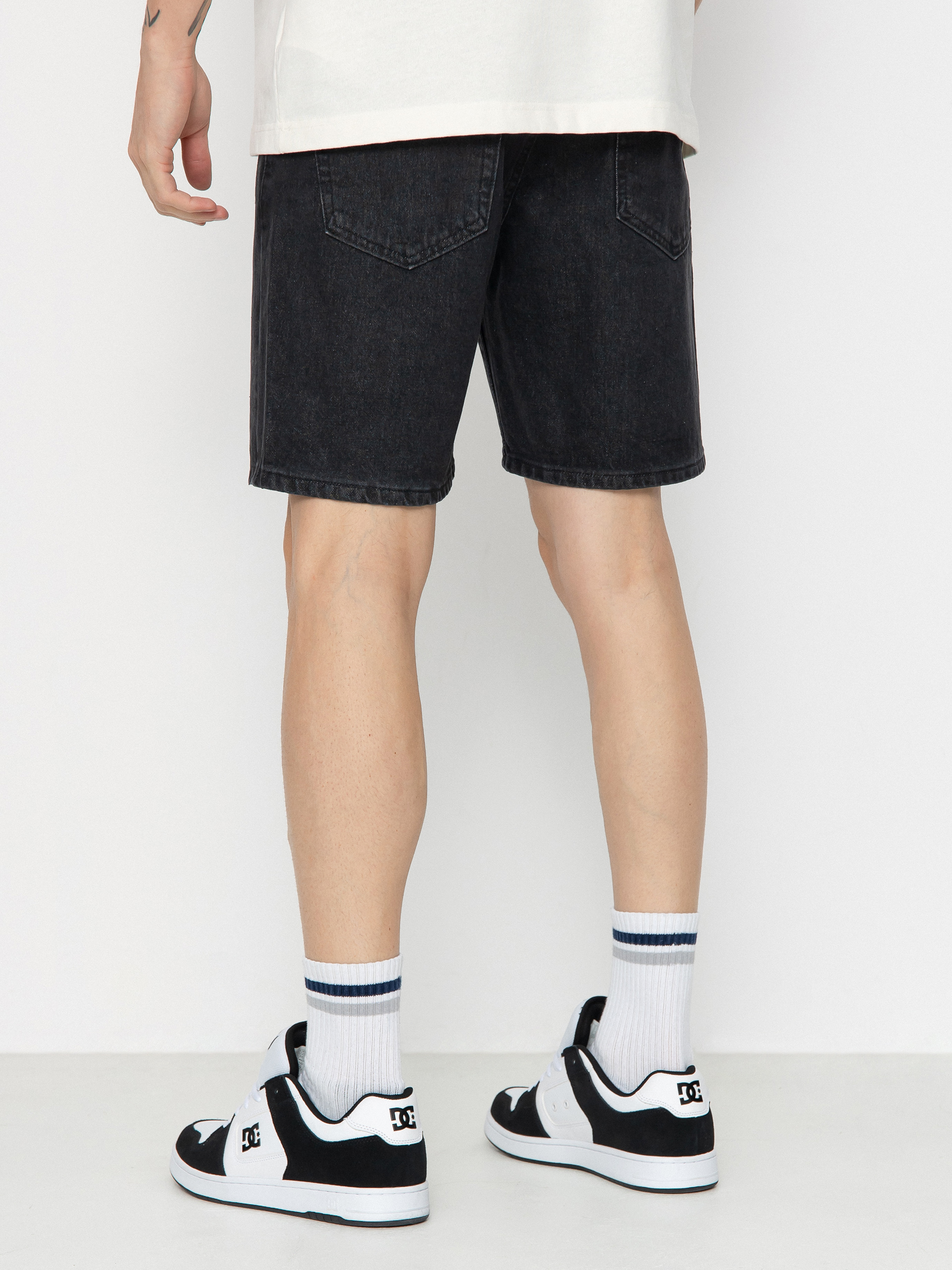 MassDnm Jeans Box Shorts (black washed)