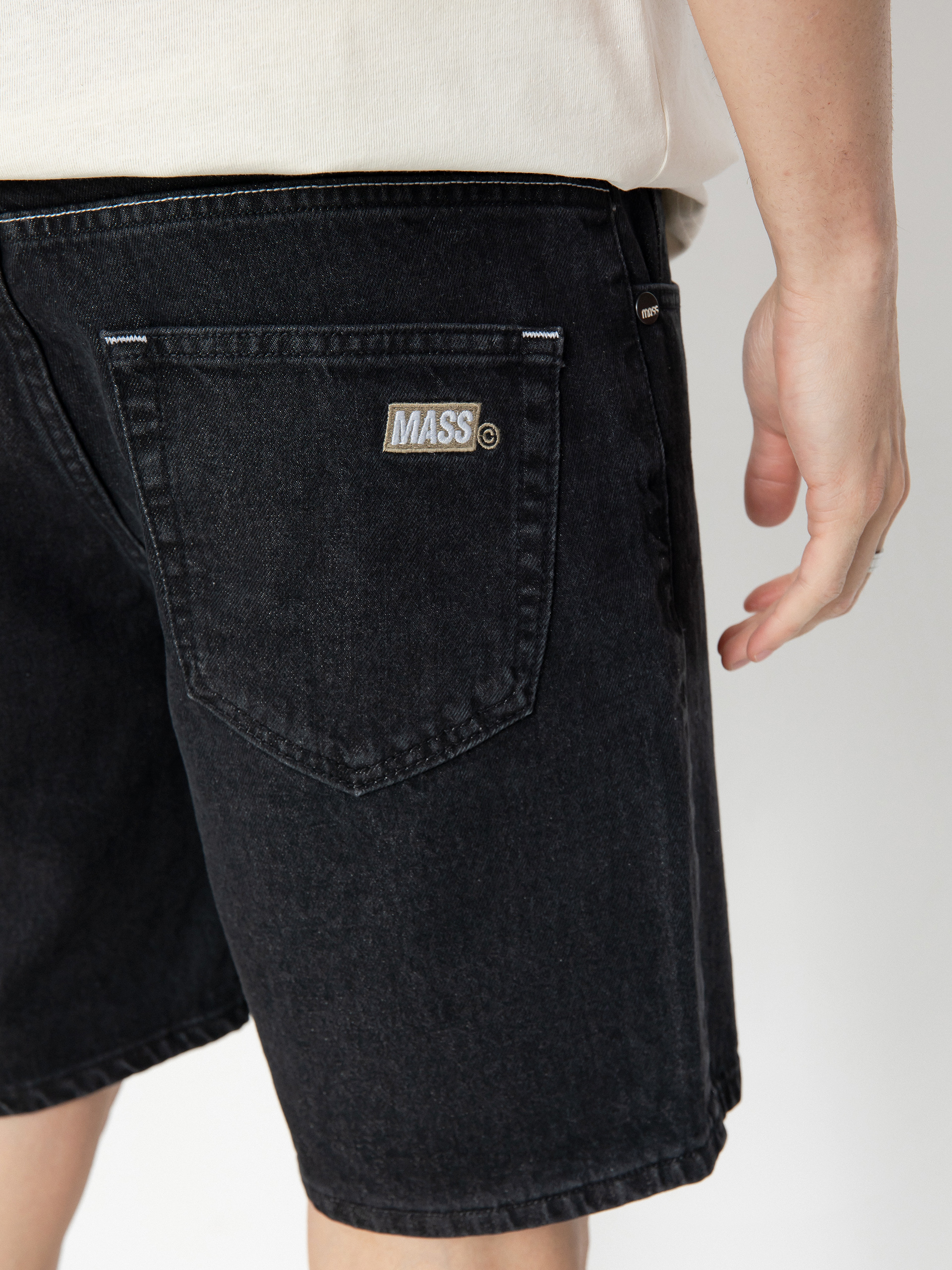 MassDnm Jeans Box Shorts (black washed)