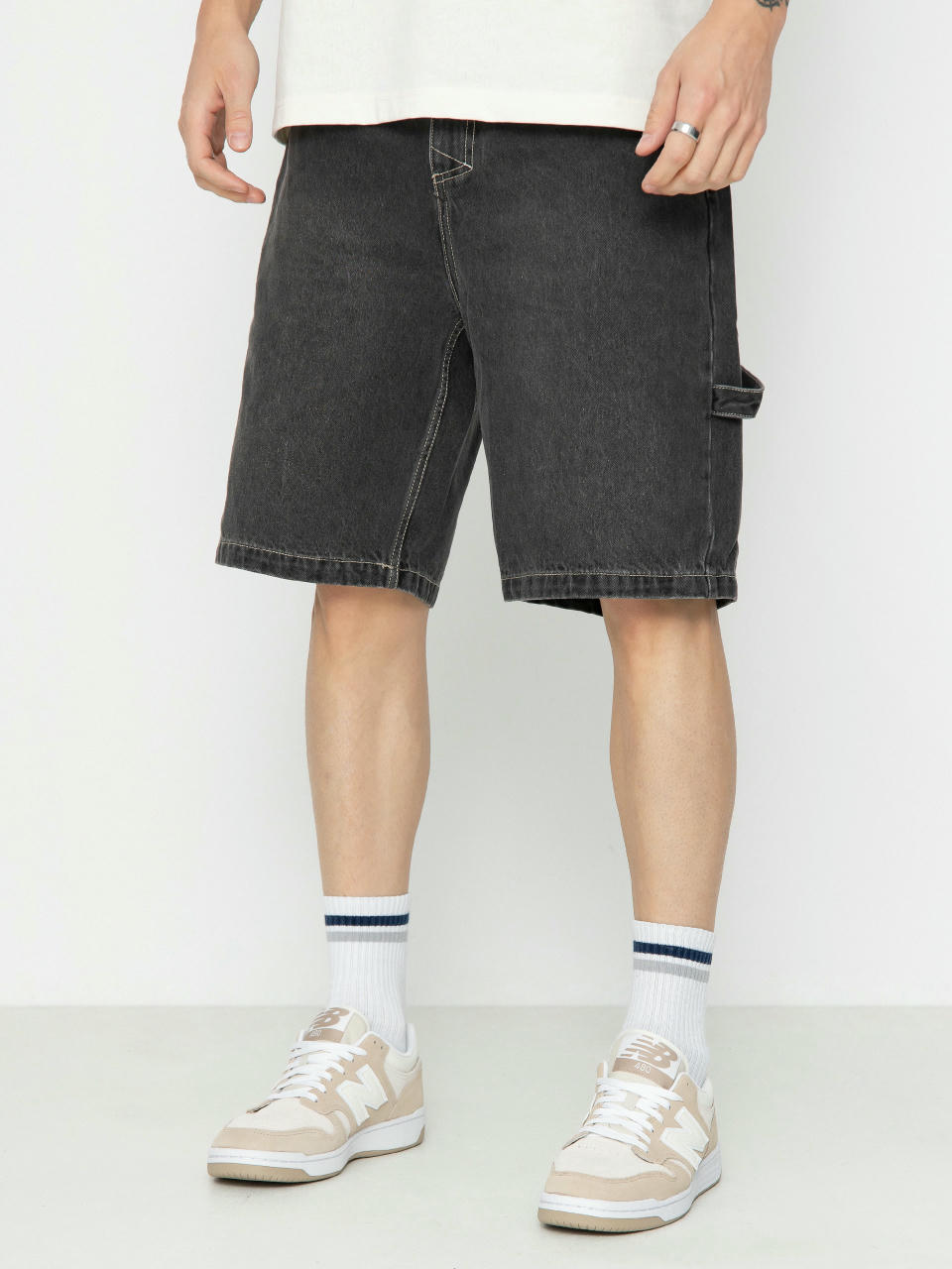 MassDnm Jeans Elementary Shorts (black washed)