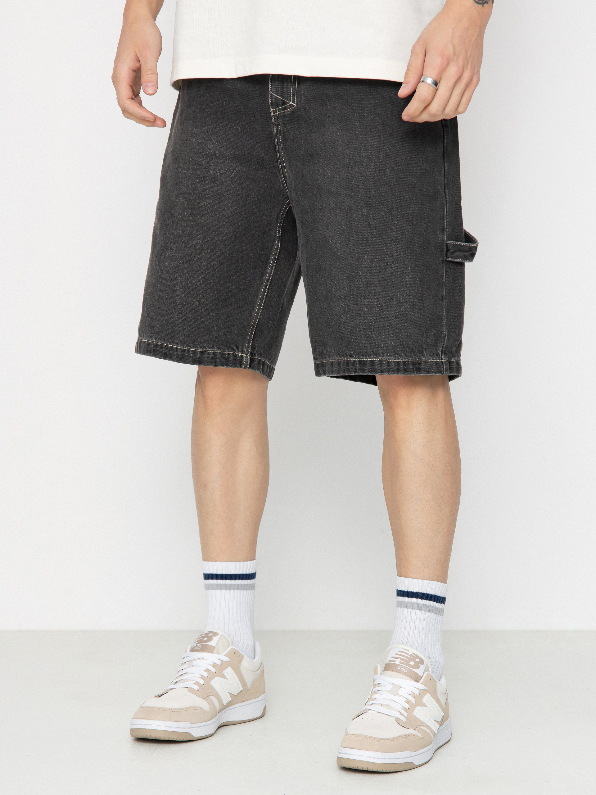 MassDnm Jeans Elementary Shorts (black washed)