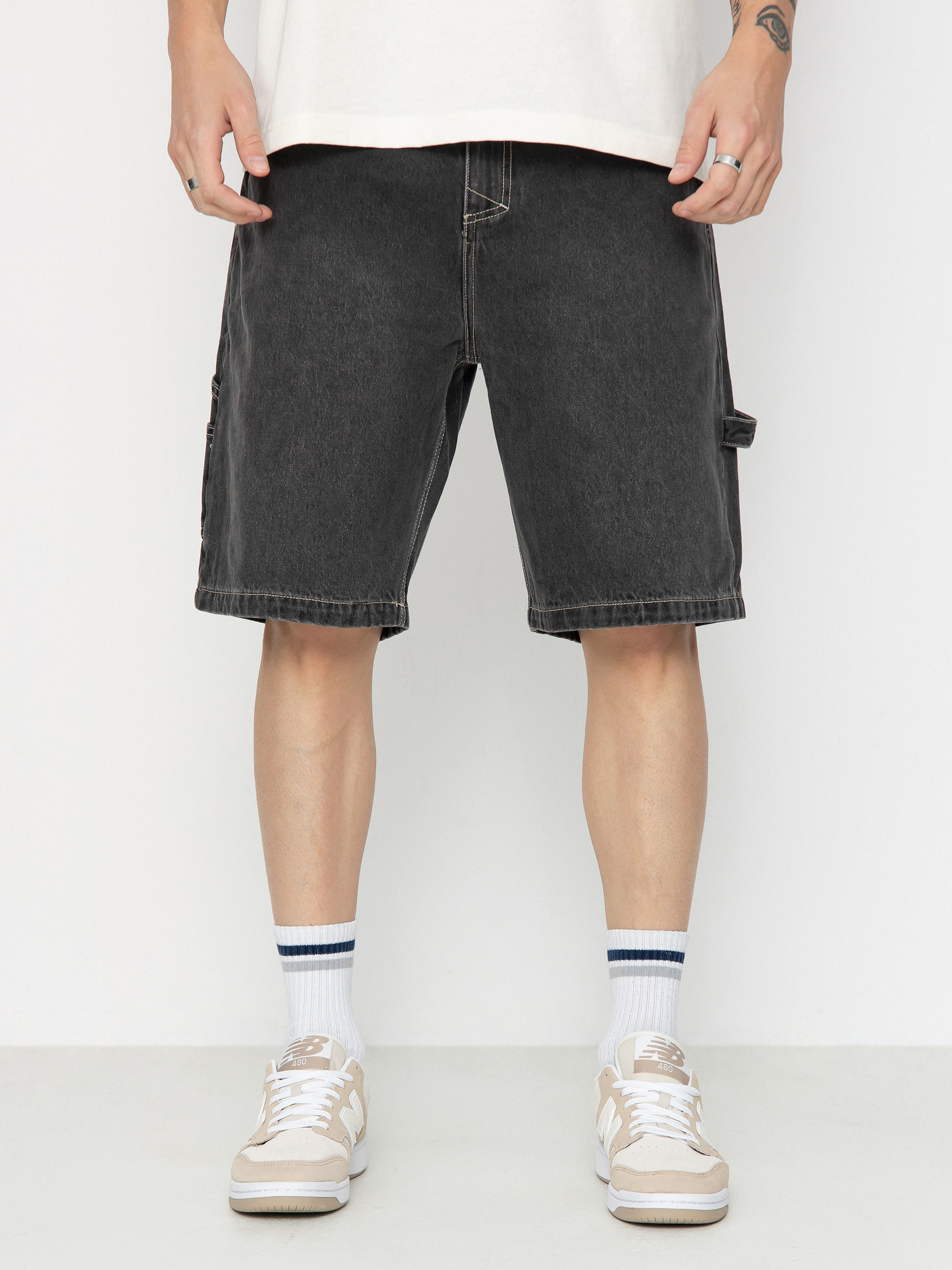 MassDnm Jeans Elementary Shorts (black washed)