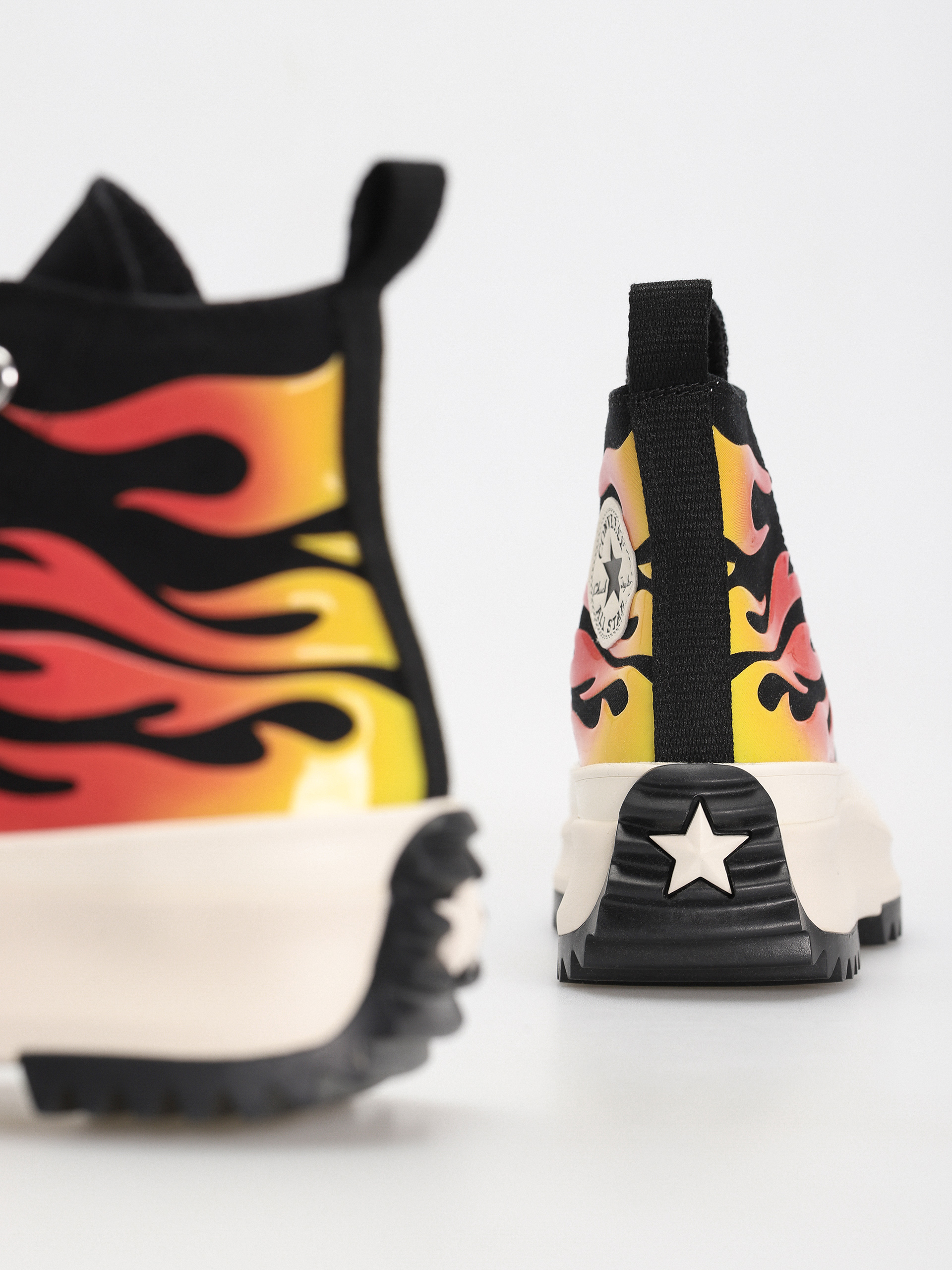 Converse Run Star Hike Hi Schuhe (flames/black)