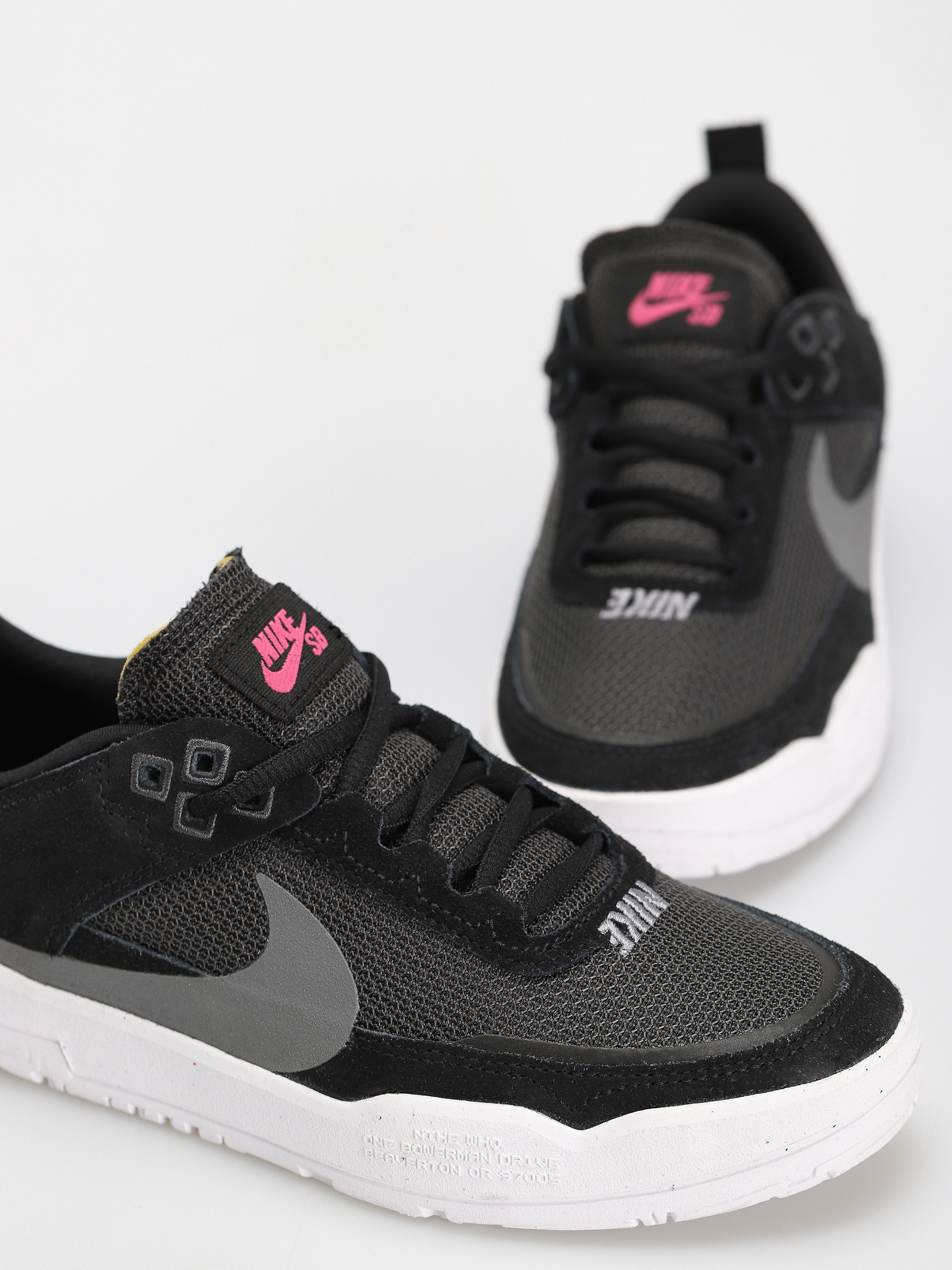 Nike SB Day One JR Shoes (black/cool grey anthracite alchemy pink)
