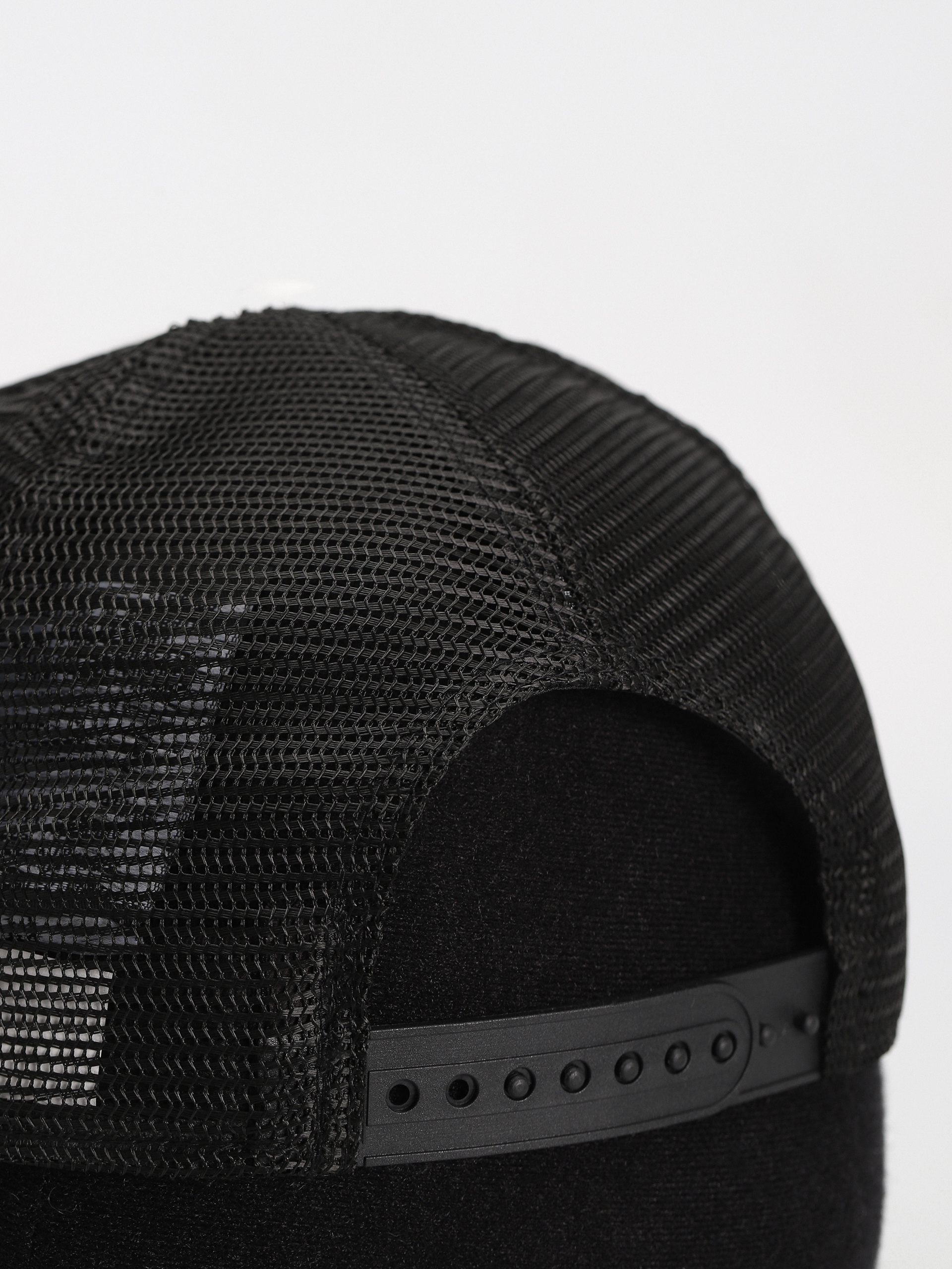 New Era Cap Rhinestone Trucker Wmn (black/red)