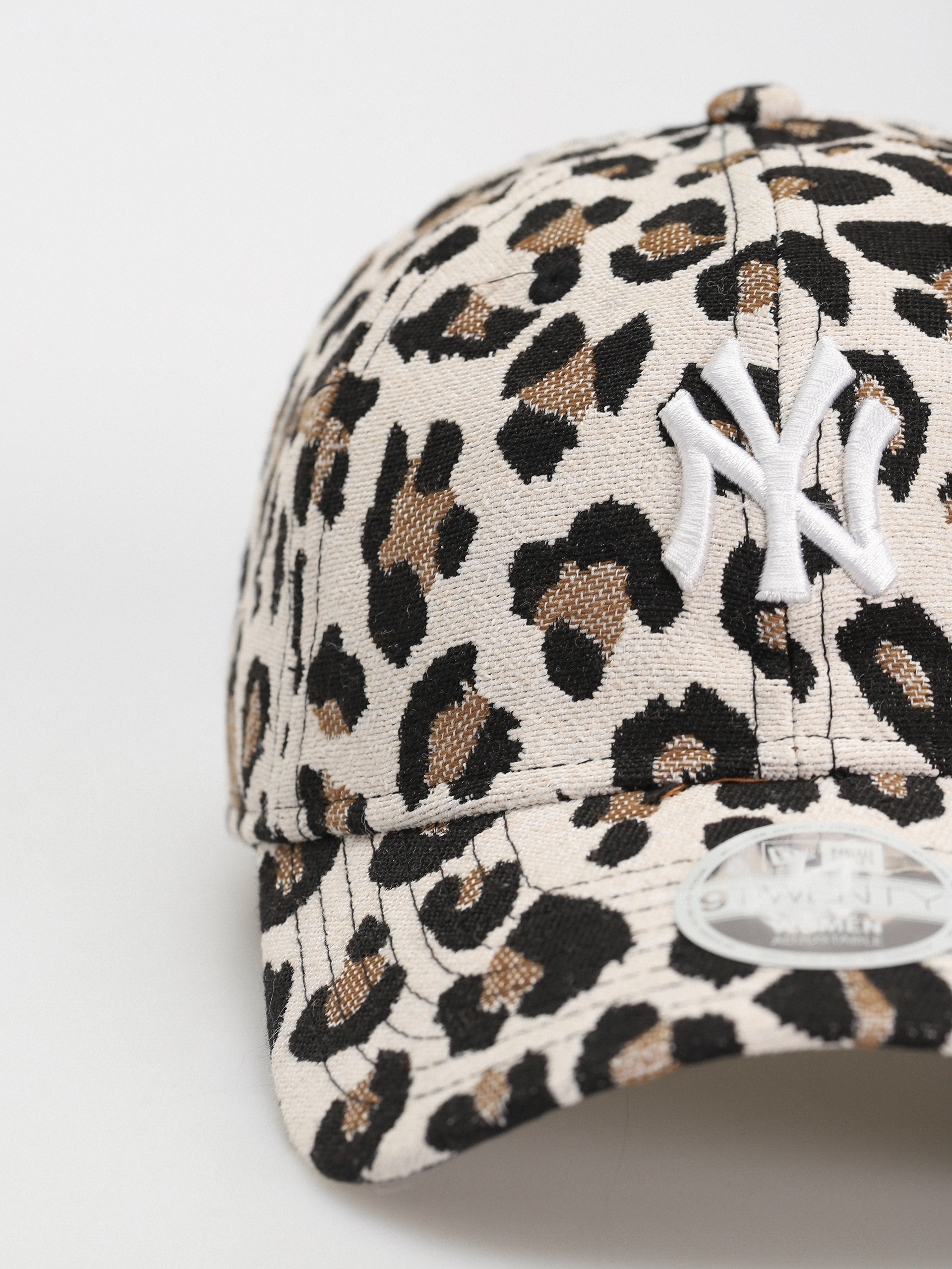 New Era Cap Jacquard Leo 9Twenty New York Yankees Wmn - brown (leo