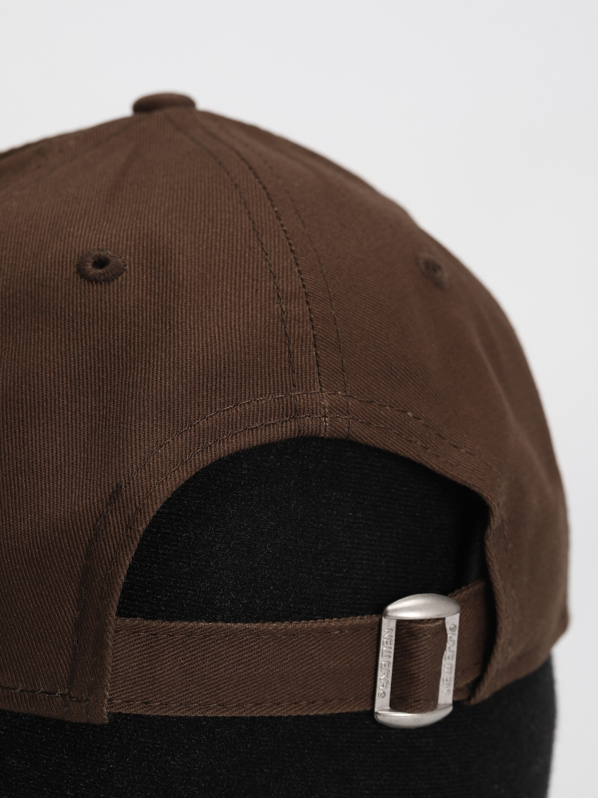 New Era League Essential 9Forty New York Yankees Wmn Cap - brown