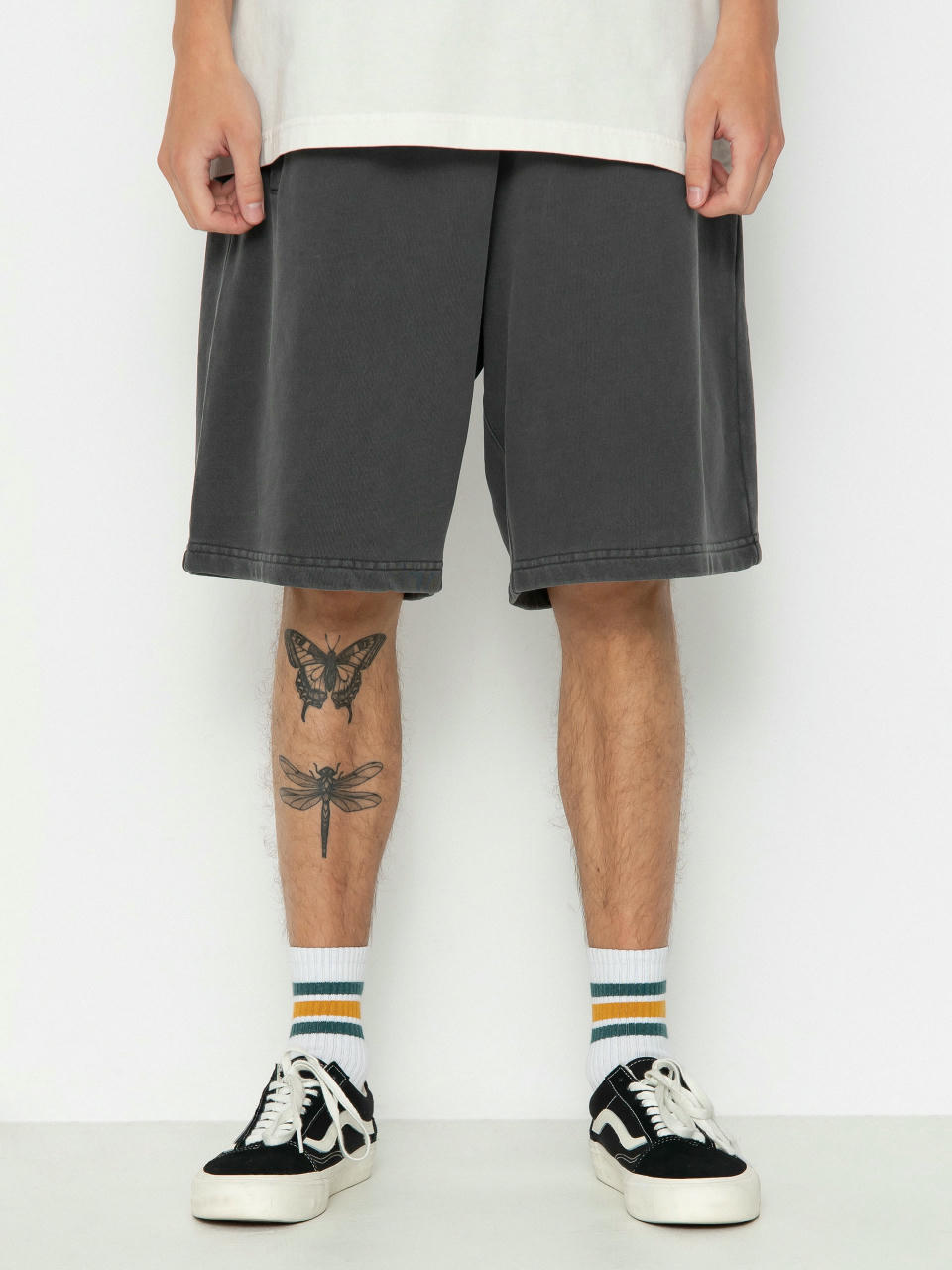 Carhartt WIP Nelson Shorts (charcoal)