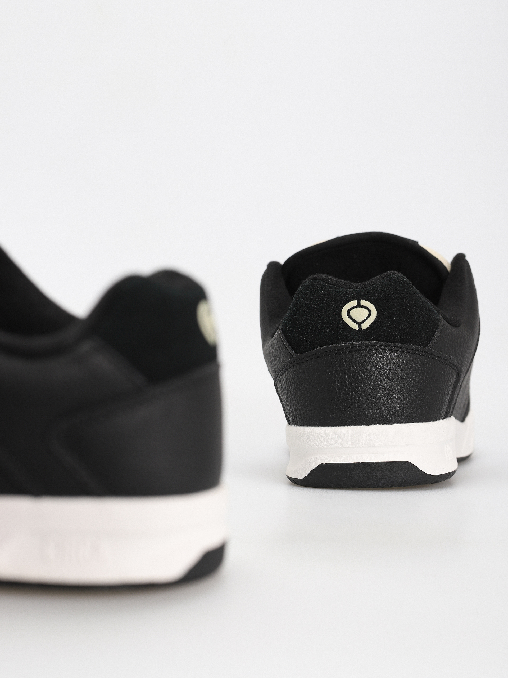 Circa 805 Shoes (black/navajo)