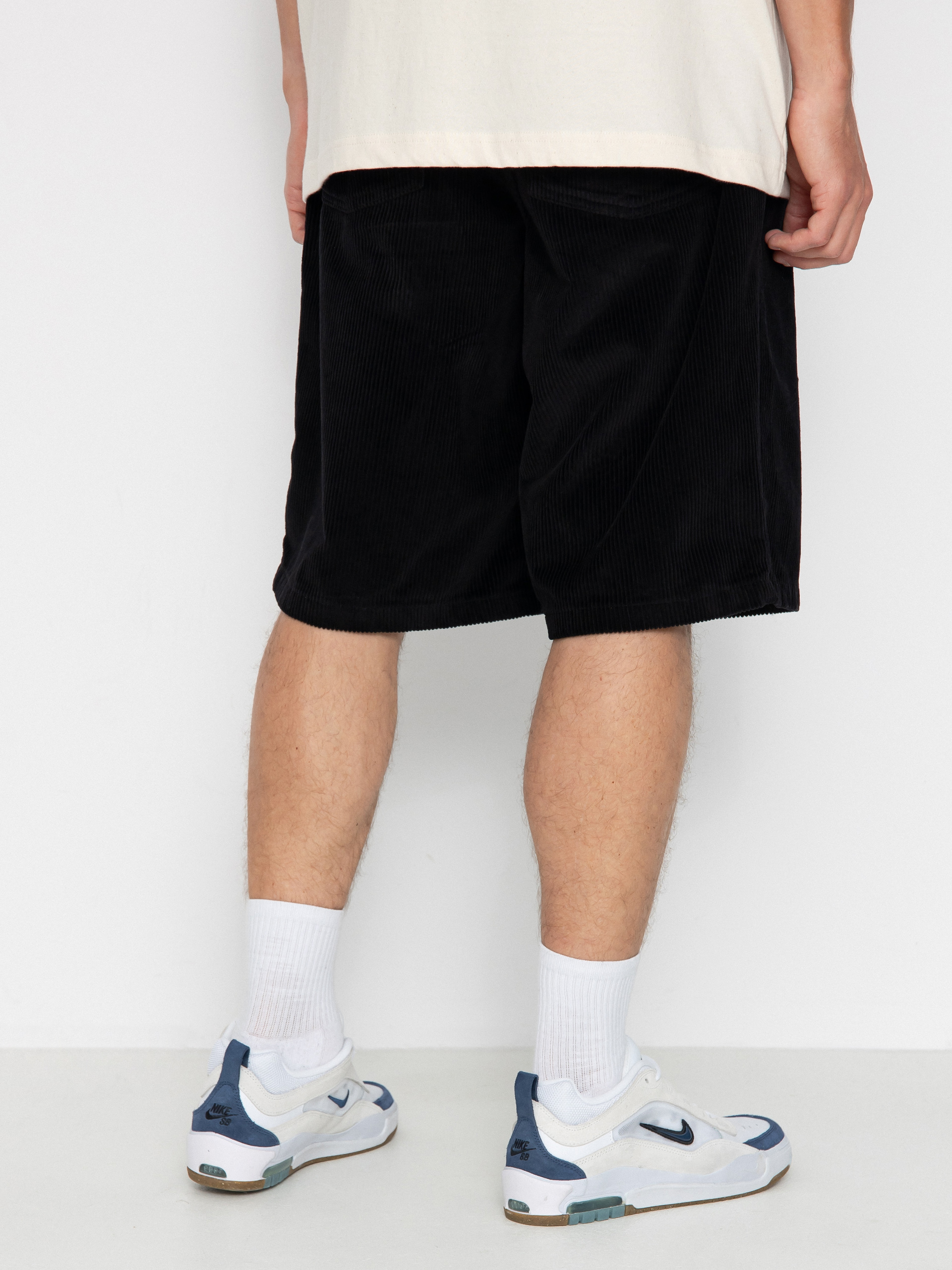 Polar Skate Shorts Big Boy Cords (black)