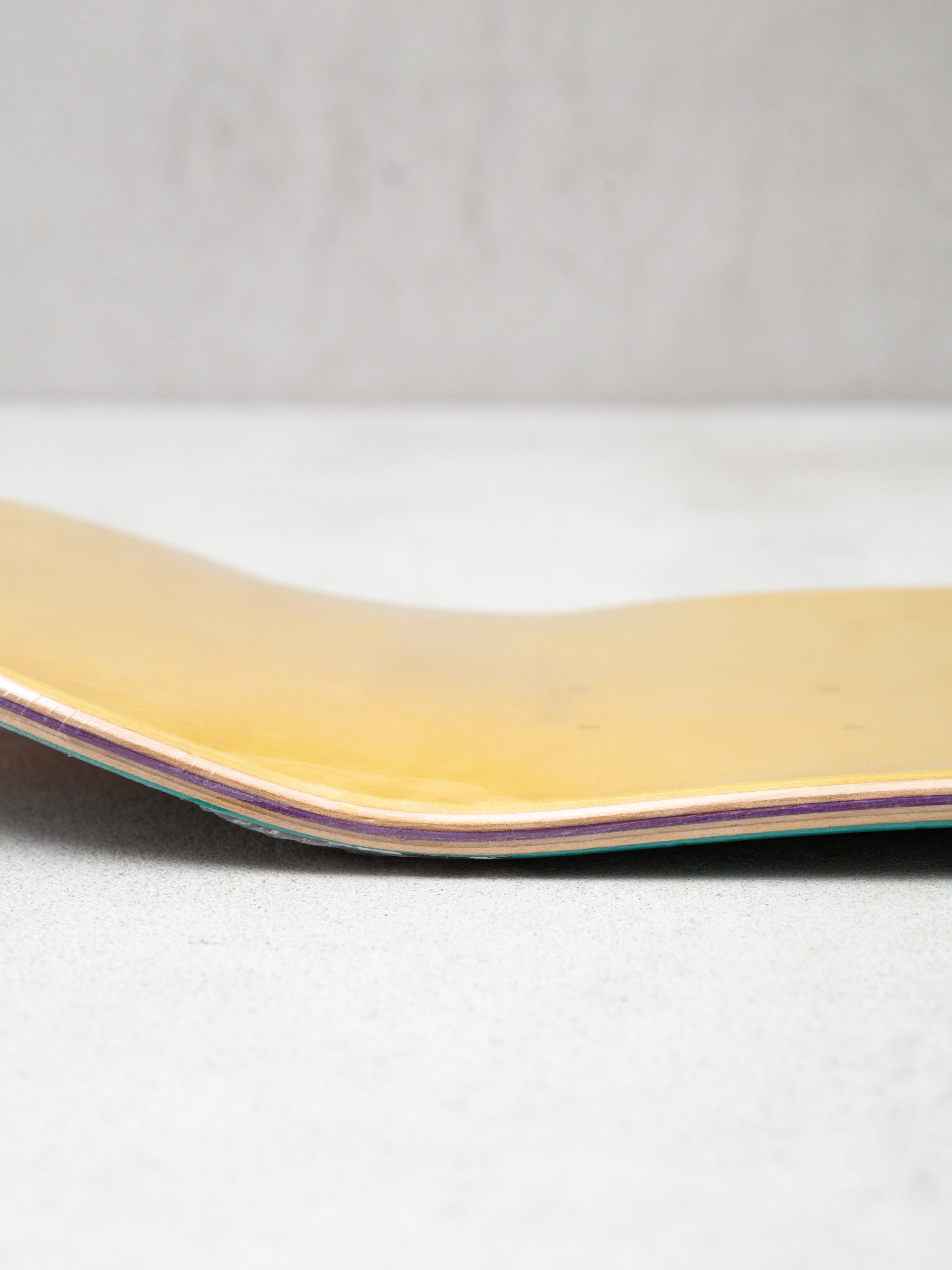 Girl Skateboard Geering Out To Lunch Deck (green)