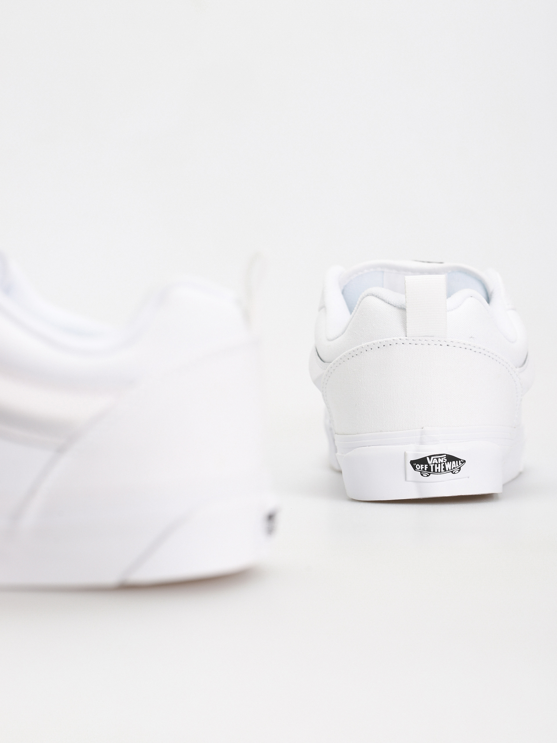 Vans Shoes Knu Skool (true white)