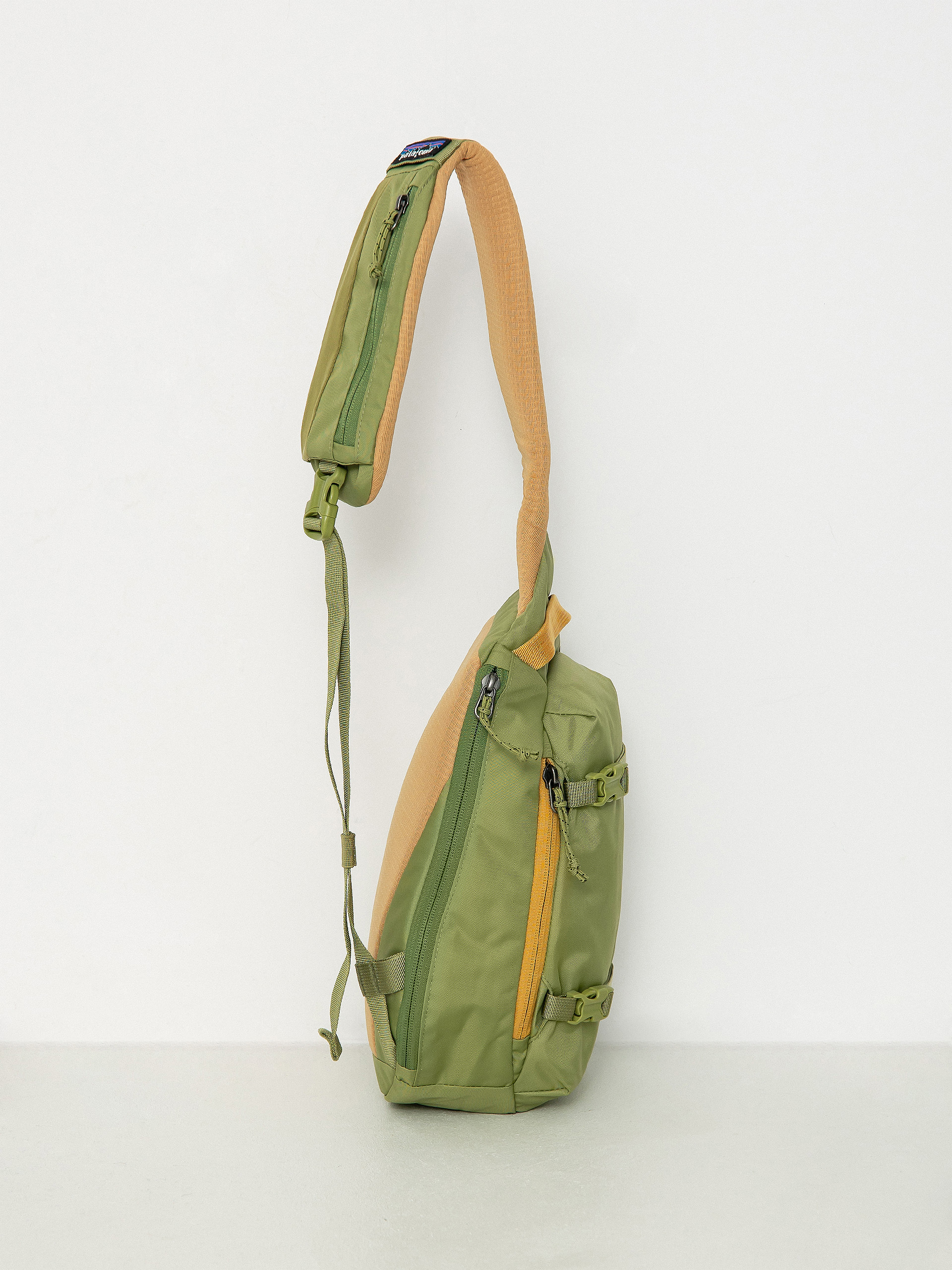 Patagonia Backpack Atom Sling 8L (buckhorn green)