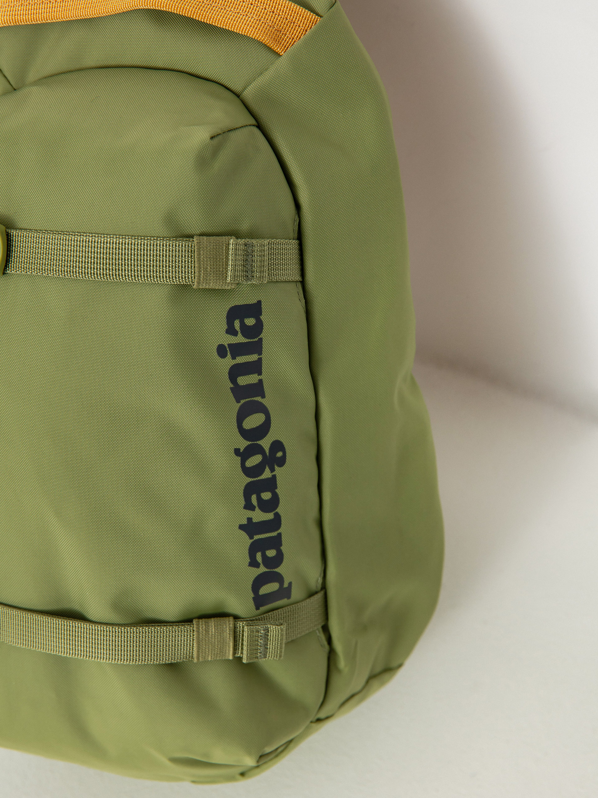 Patagonia Backpack Atom Sling 8L (buckhorn green)