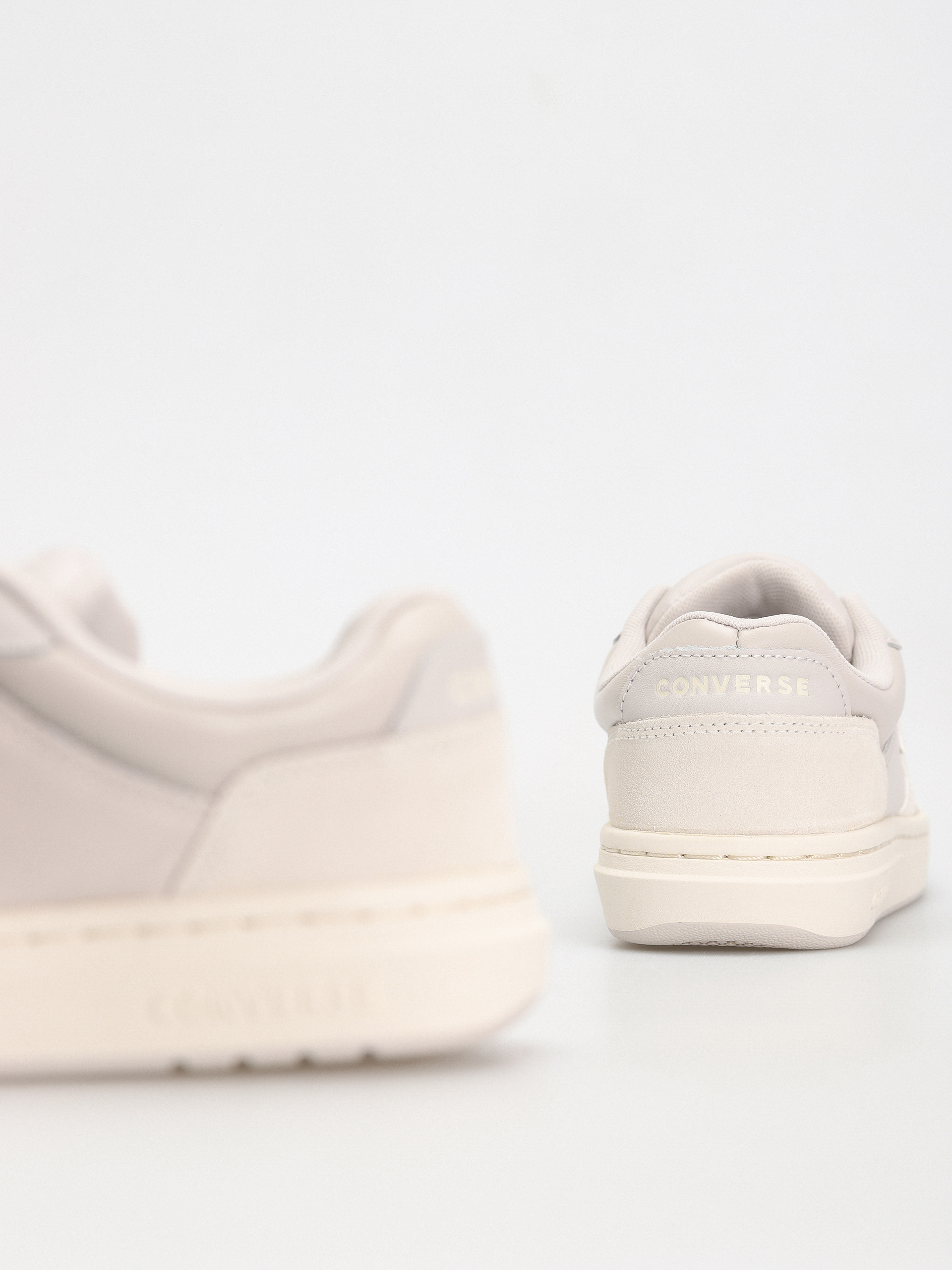 Converse Pro Blaze V2 Ox Shoes (stone/brown)