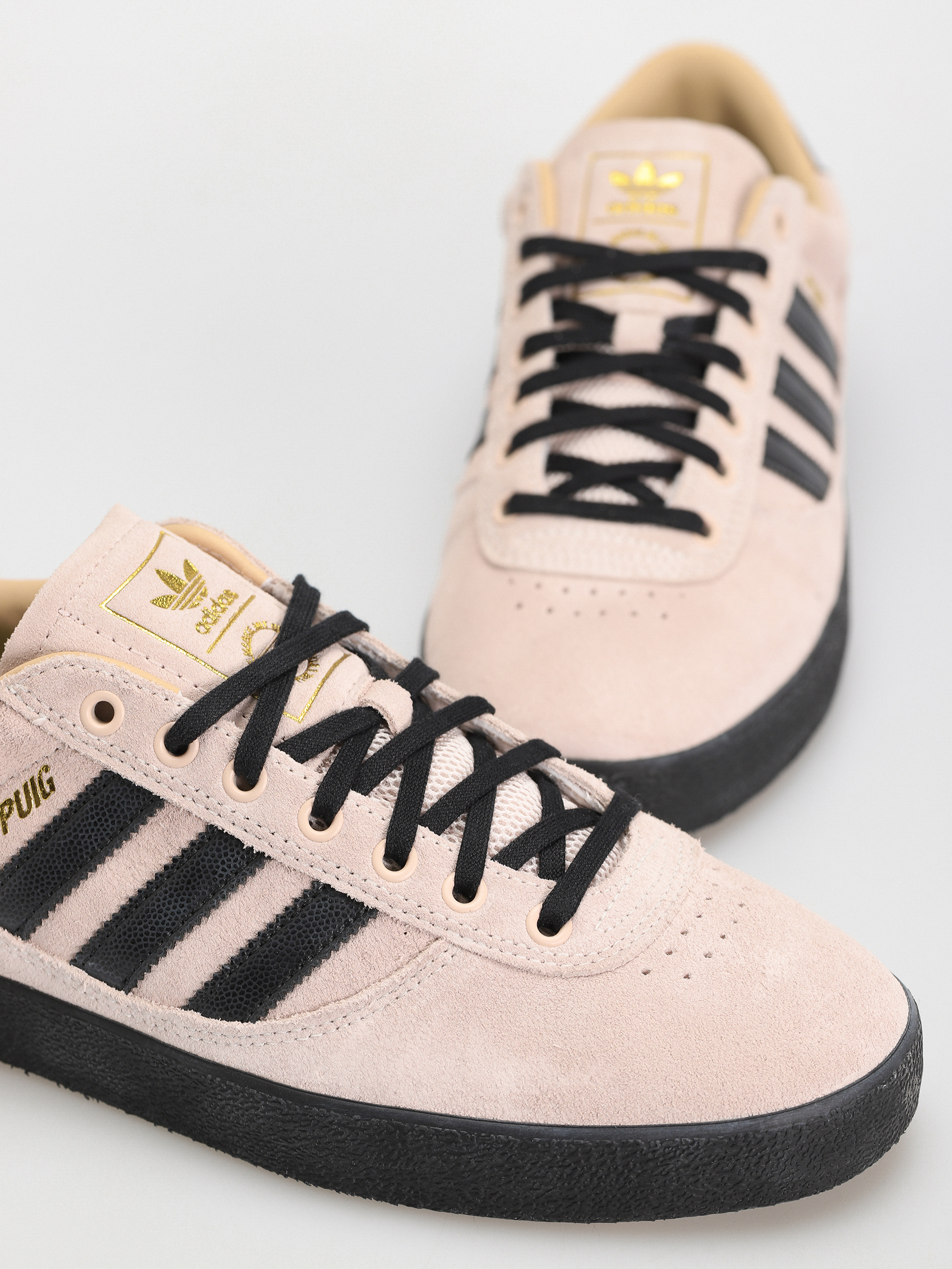 ★adidas★ Puig Indoor Light Beige Black ADIDAS PUIG INDOOR - WONQUA/CBLACK/CWHITE - KINGSWELL - Los