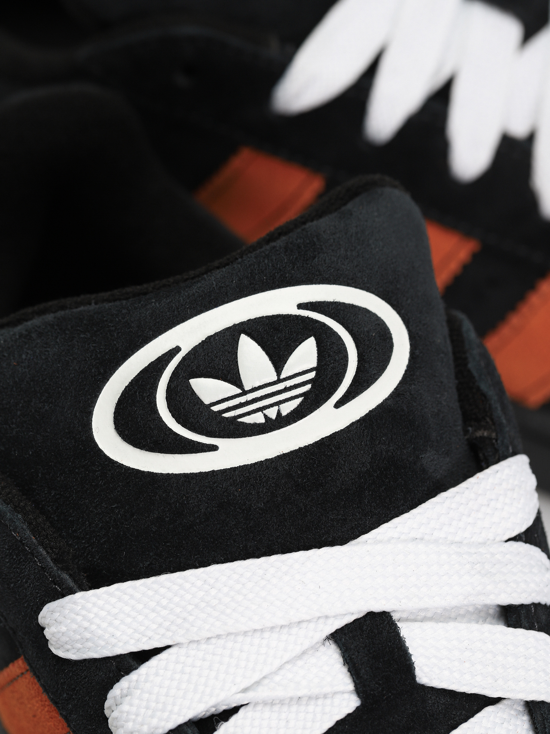 adidas Campus 00s Shoes (carbon/orange/ftwwht)