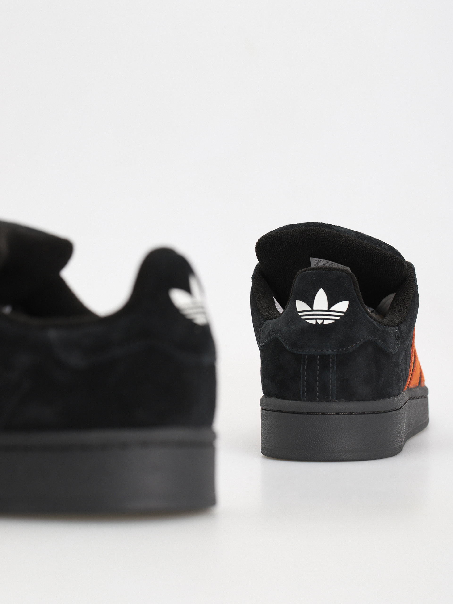 adidas Campus 00s Shoes (carbon/orange/ftwwht)