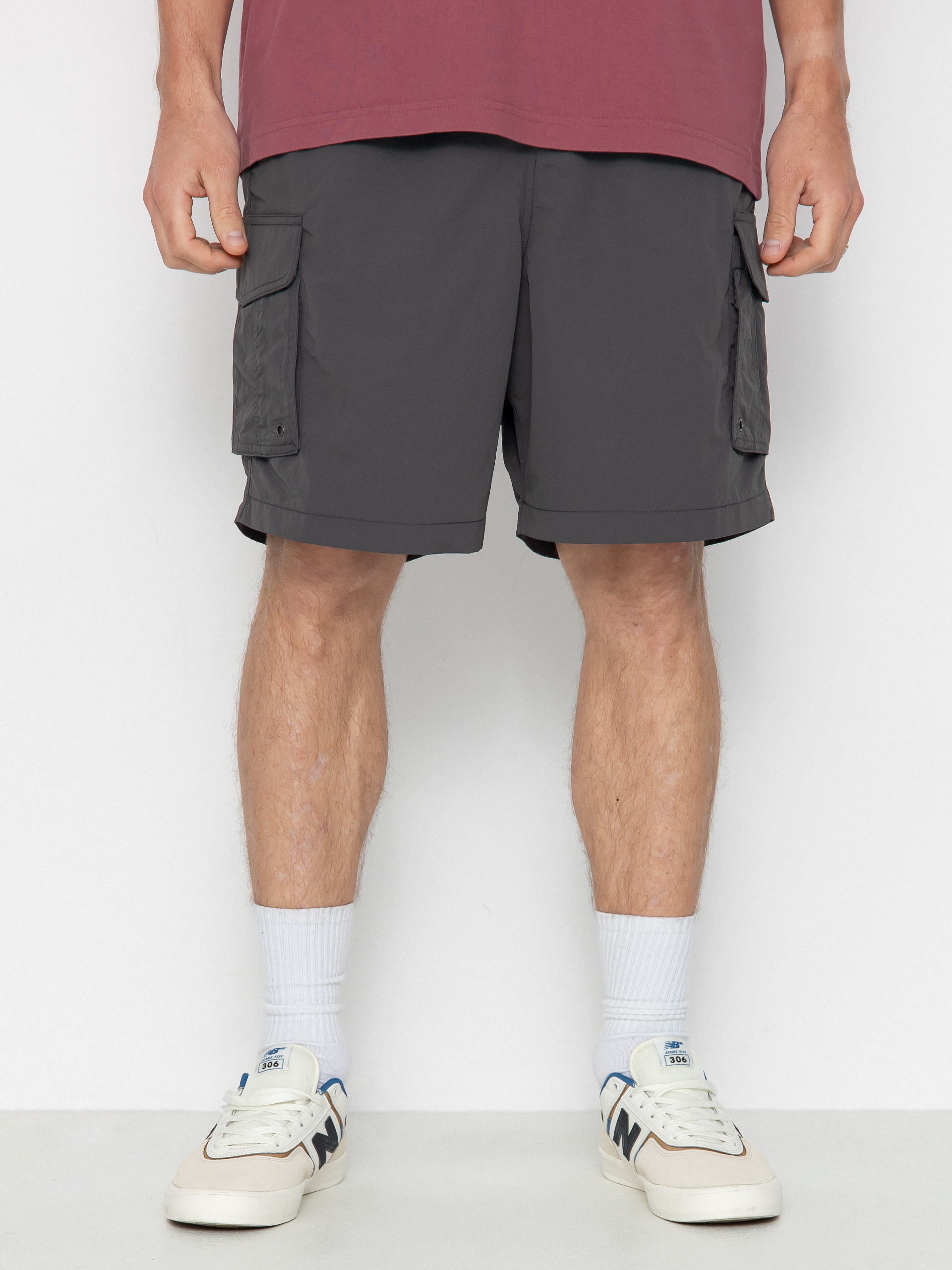 Element Chillin Cargo Hybrid Shorts (off black)