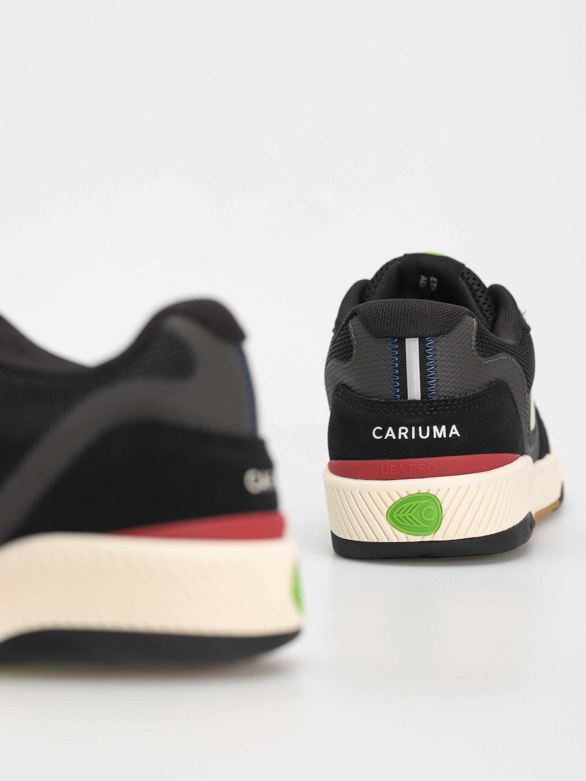 Cariuma UBA PRO Shoes (black/red & ivory)