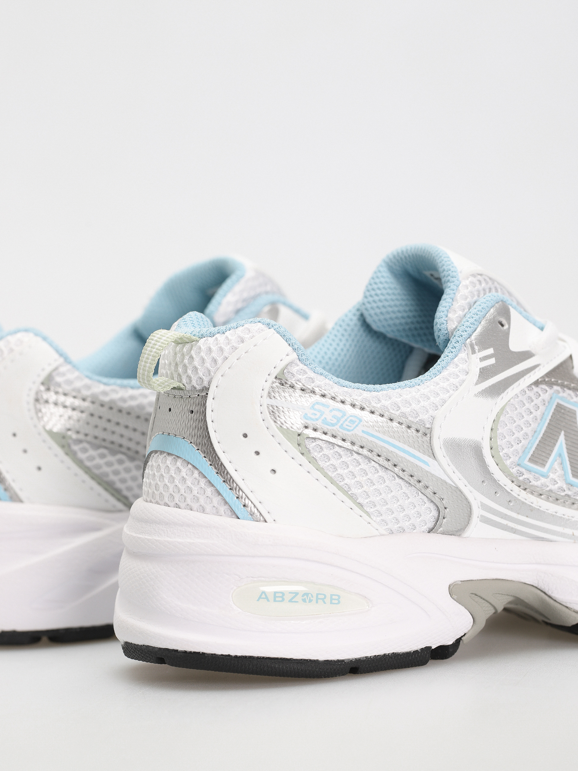 New Balance 530 JR Shoes (white silver blue)